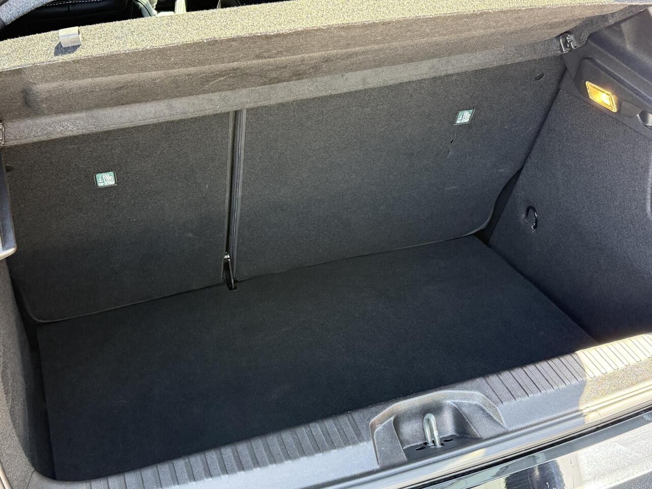 Renault CLIO 1.0 TCe 90 GPF techno | Camera | Navigatie | 17" Lichtmetalen Velgen