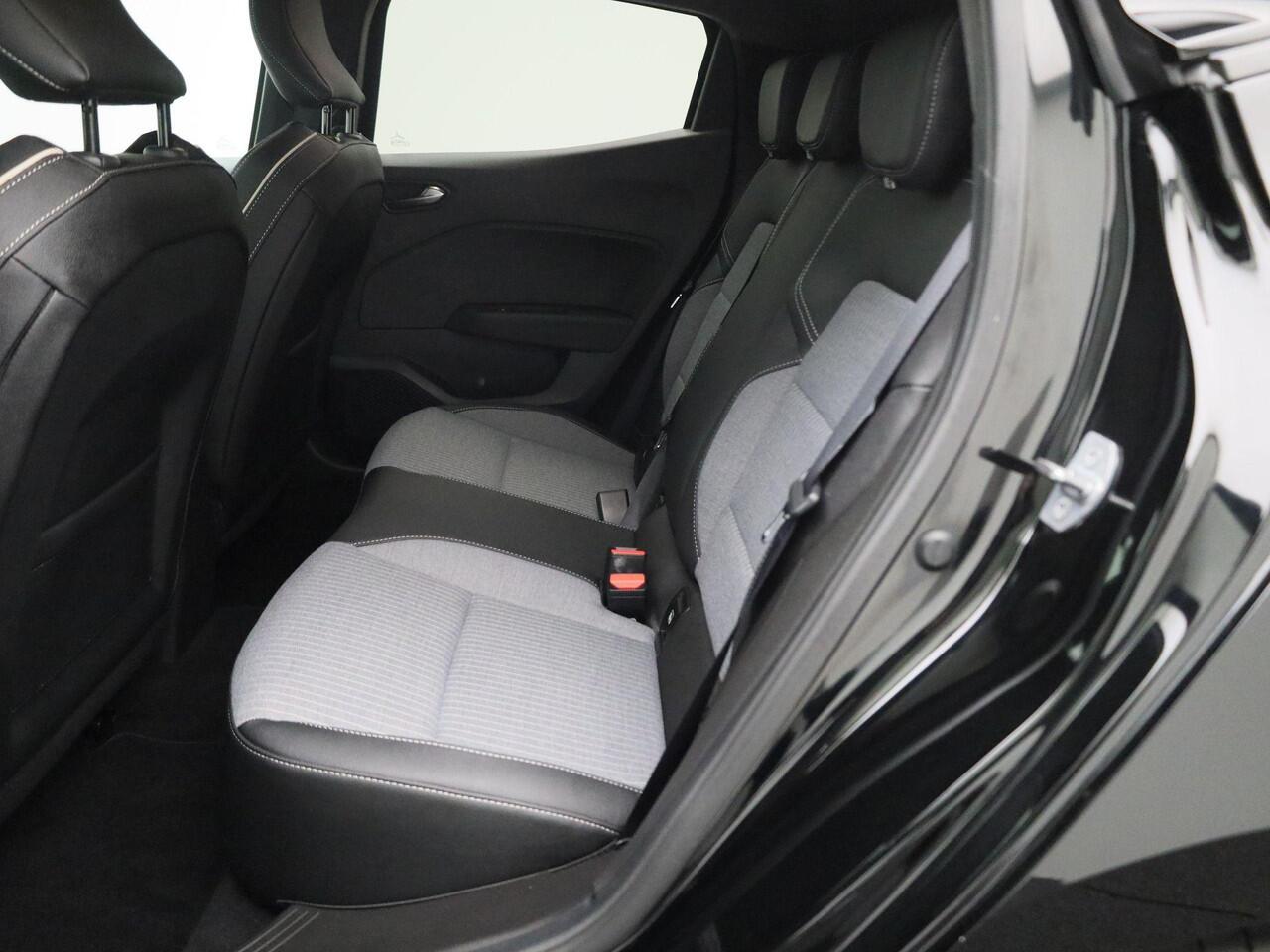 Renault CLIO 1.6 E-Tech Full Hybrid Techno 145PK | Automaat | Navigatie | Climate Control | Digital Display | Apple CarPlay & Android Auto