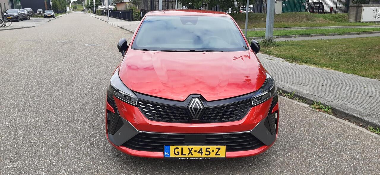 Renault CLIO 1.6 E-Tech Full Hybrid 145 esprit Alpine DEMO. AMSTERDAM WEST.