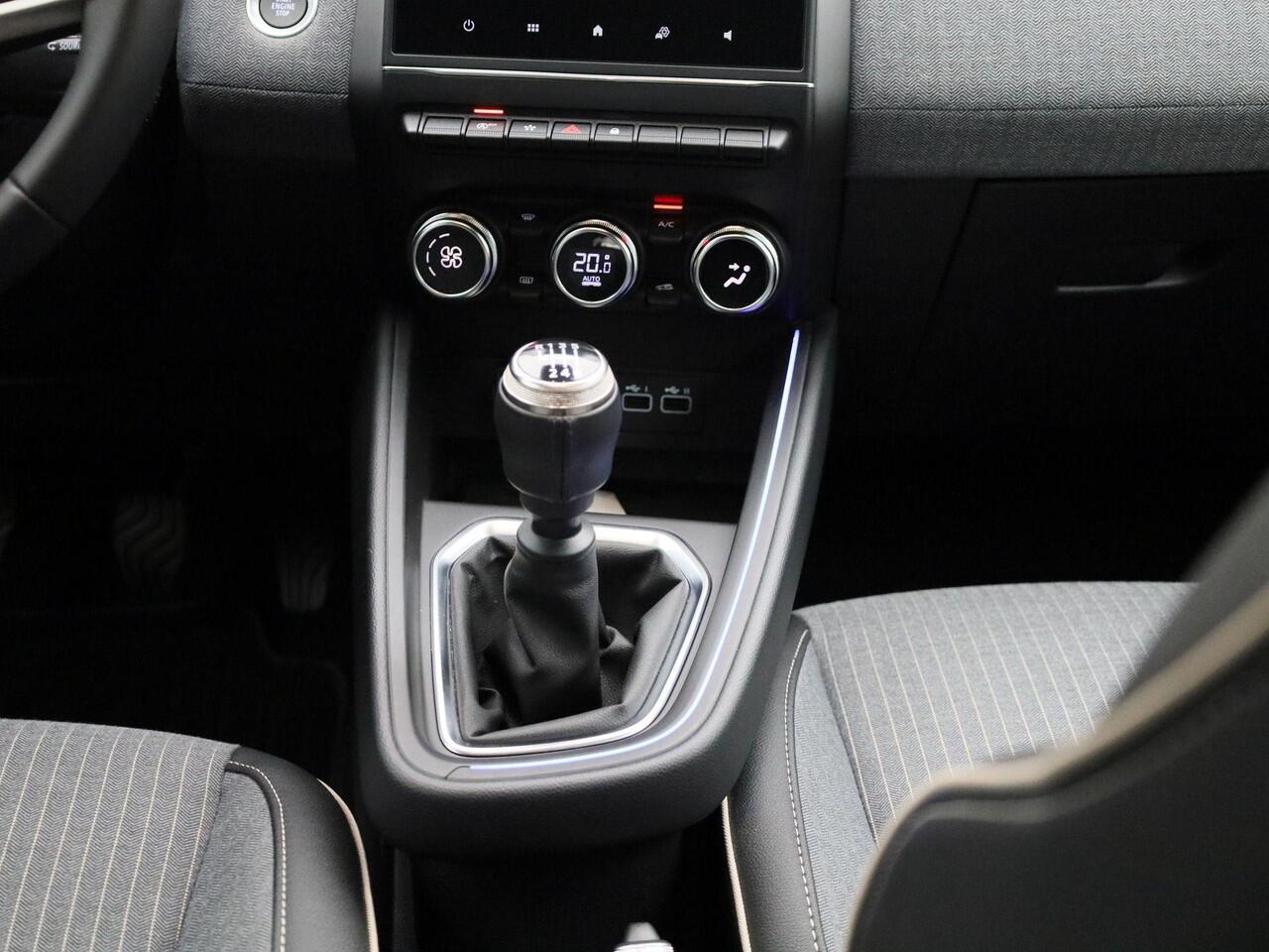 Renault CLIO 1.0 TCe 90PK GPF techno | Apple & Android Carplay | Navigatie | Climate Control | Parkeersensoren | Camera | Keyless Entry | Cruise Control | Keyless Entry |