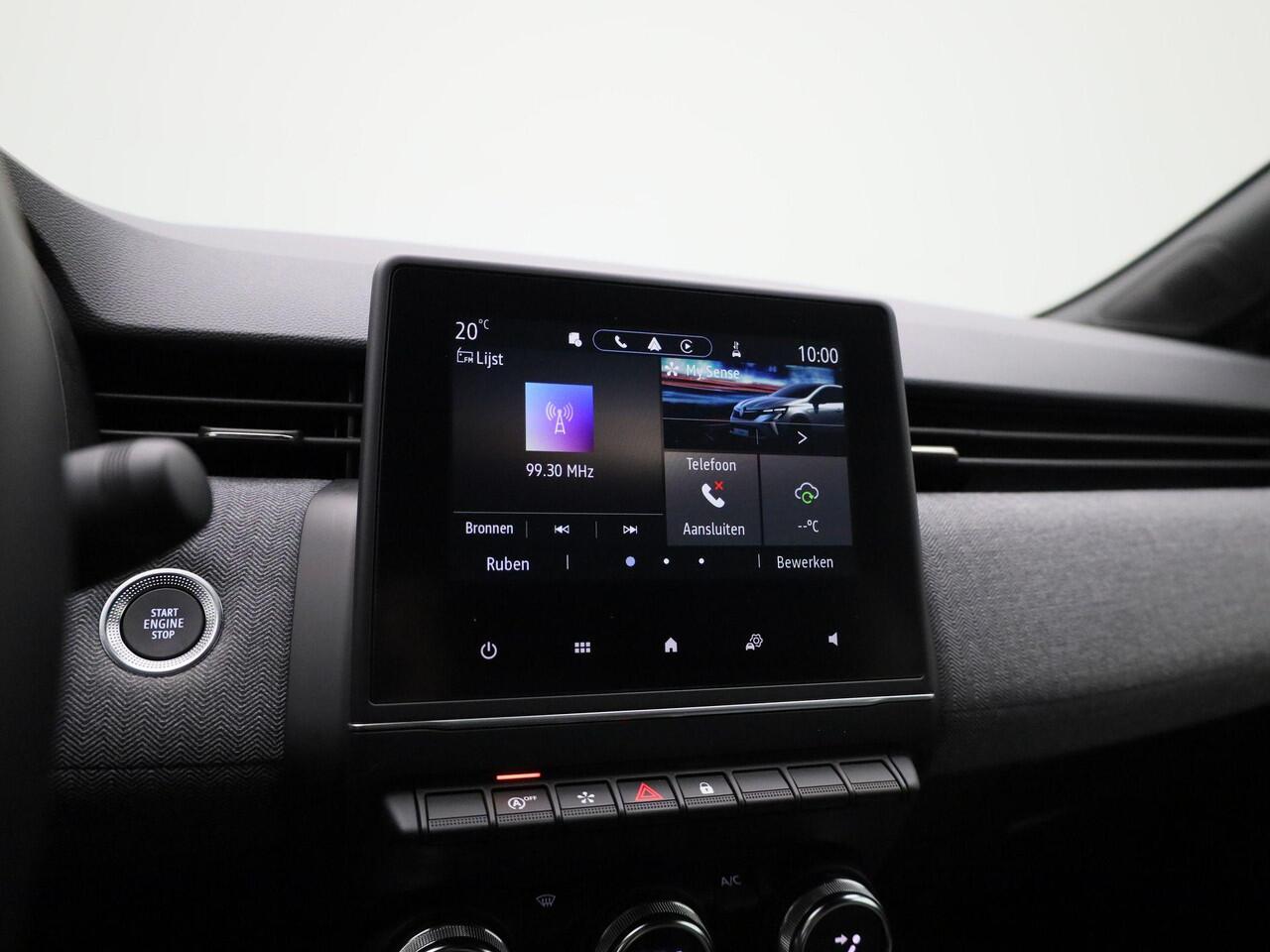 Renault CLIO 1.0 TCe 90PK GPF techno | Apple Carplay | Navigatie | Climate Control | Parkeersensoren | Camera | Keyless Entry | Cruise Control