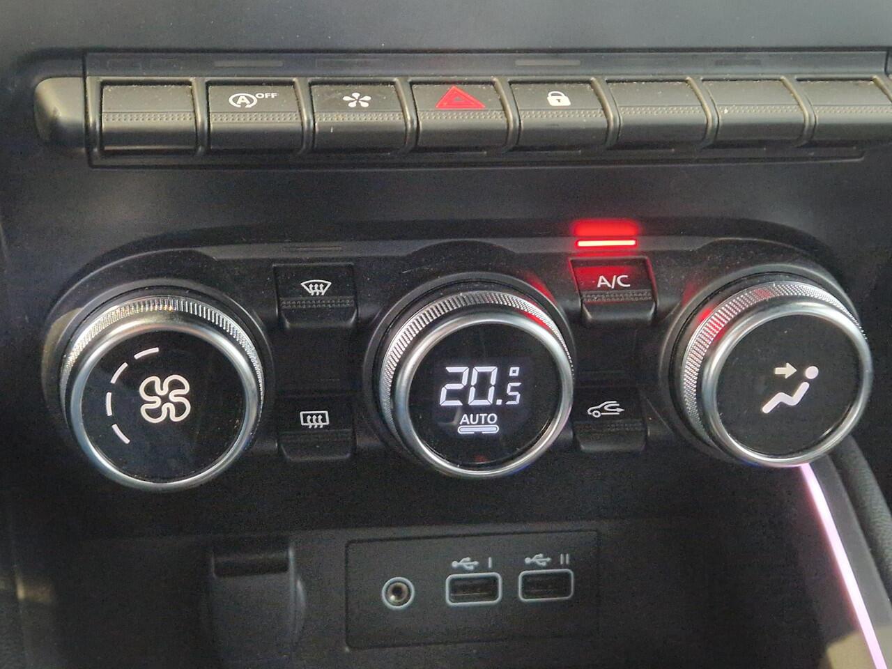 Renault CLIO 1.0 TCe 90 GPF techno | NAVIGATIE 9,3" GROOT SCHERM| ACHTERUITRIJCAMERA | CRUISE CONTROL | CLIMATE CONTROL |