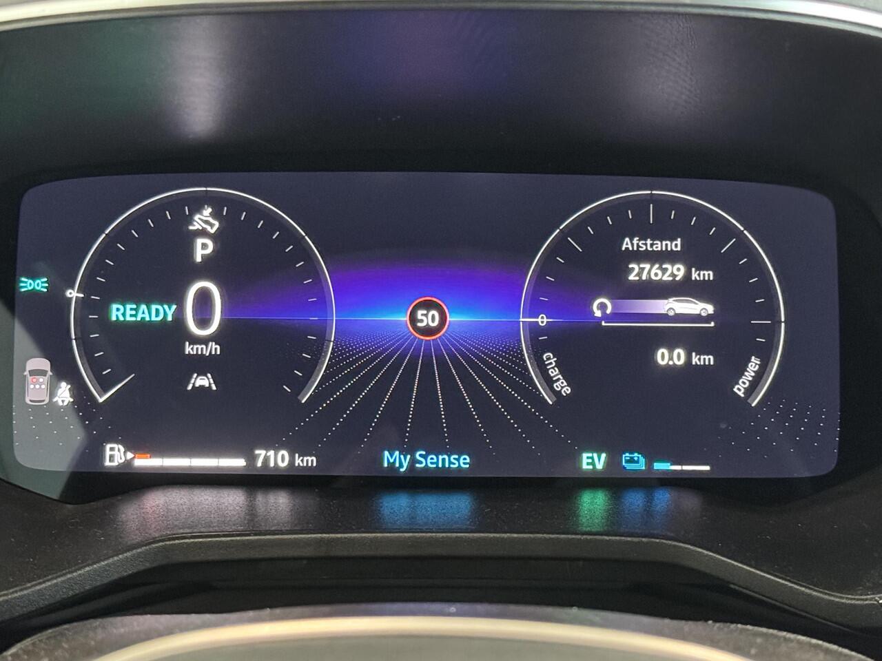 Renault CLIO 1.6 E-Tech Full Hybrid 145 Techno | Navigatie 9,3" | Draadloze telefoonlader | Lichtmetalen velgen 17" | Parkeersensoren achter en achteruitrijcamera | Climate Control | Cruise Control | Apple Carplay/Android Auto