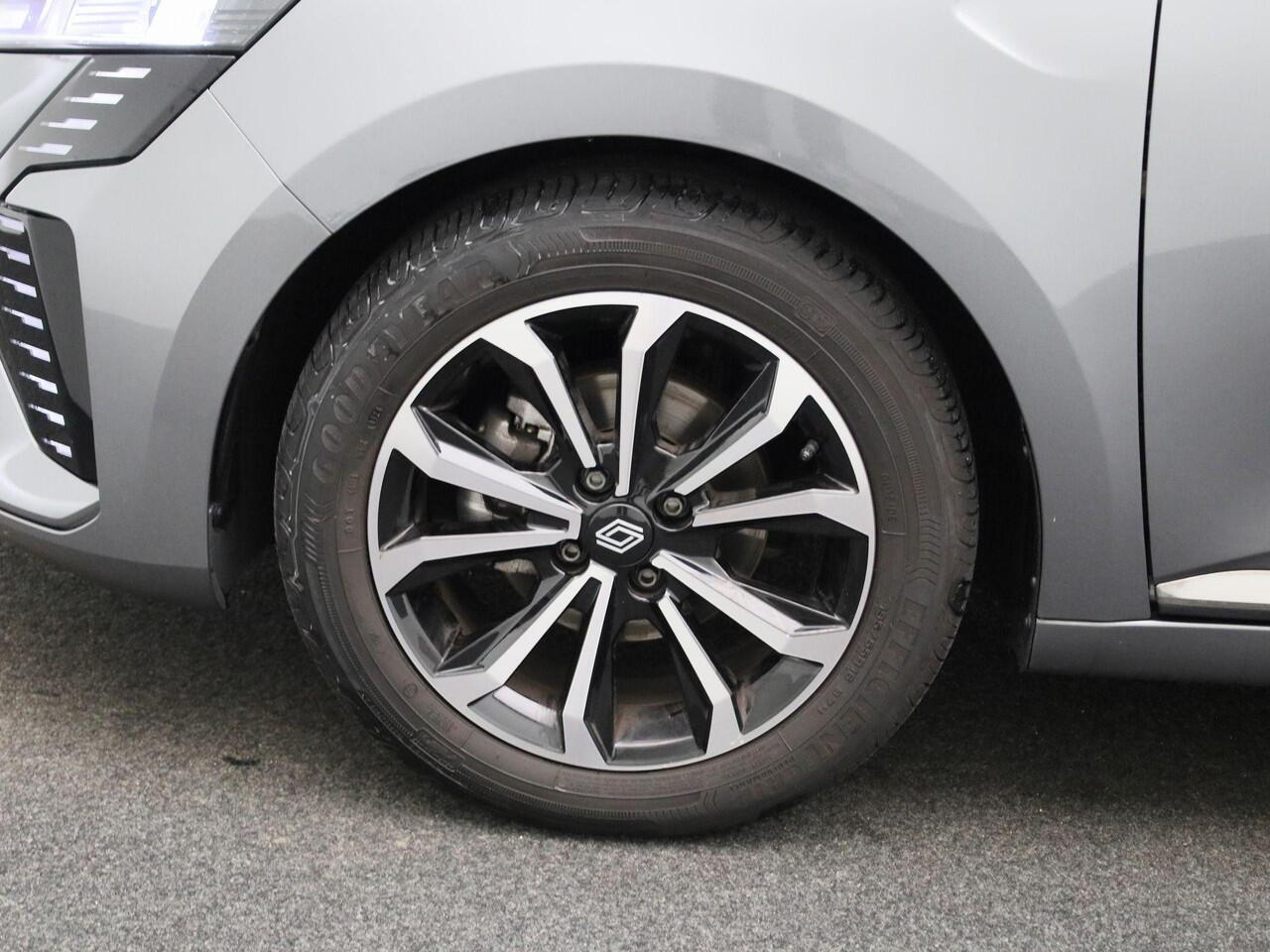 Renault CLIO 1.0 TCe GPF Techno 90PK | Navigatie | Half-Leder | Achteruitrijcamera | Climate Control | Keyless | Apple CarPlay & Android Auto