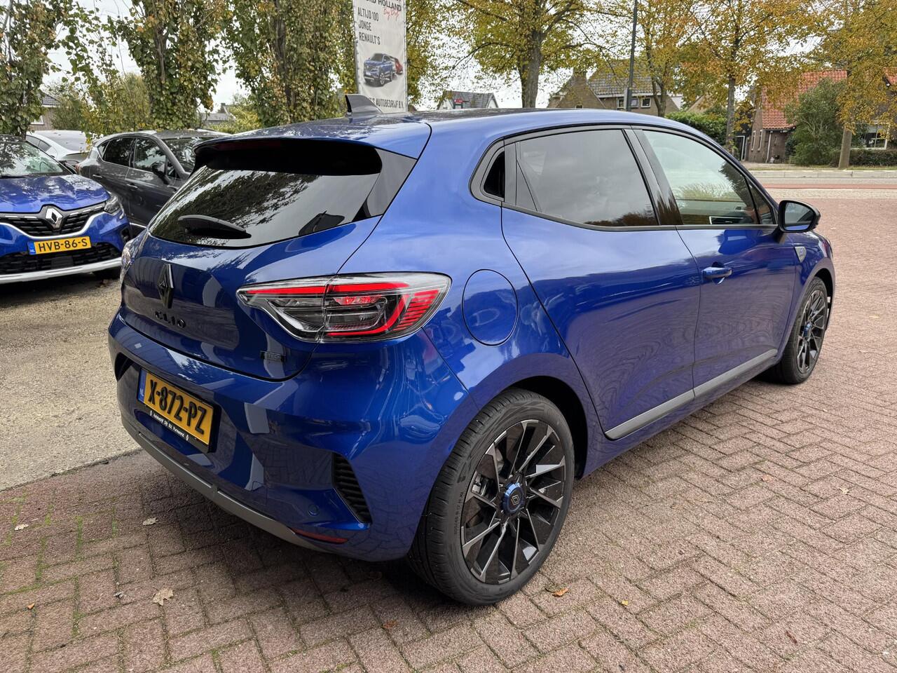 Renault CLIO 1.6 E-Tech 145 esprit Alpine+Pack Winter+Bose!!