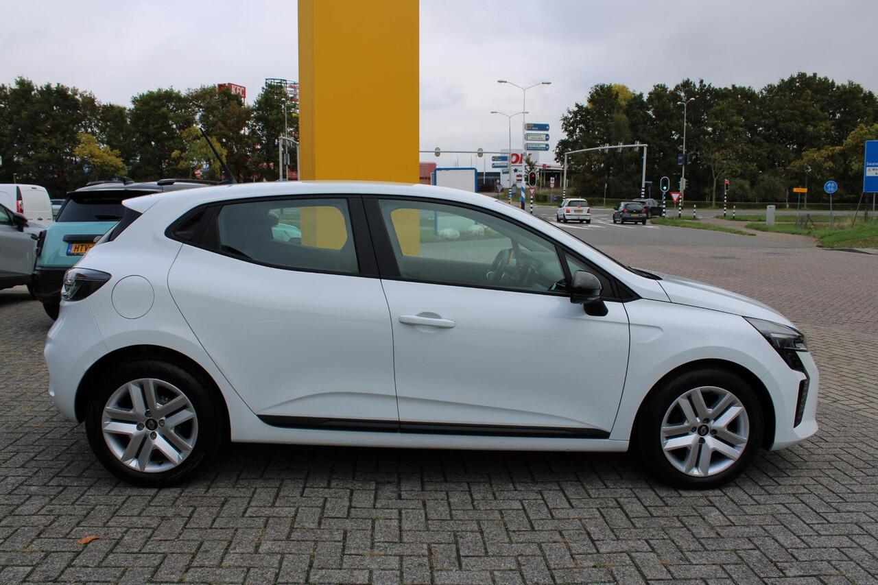 Renault CLIO TCe 90 Evolution | Origineel NL | Parkeersensoren achter |
