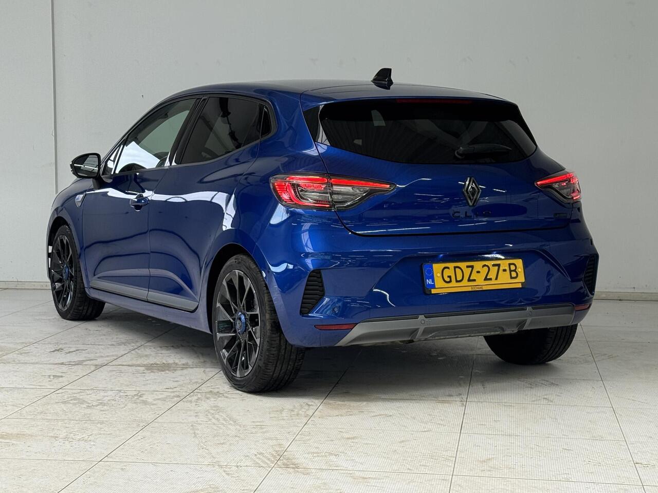 Renault CLIO 1.6 E-Tech Full Hybrid 145 esprit Alpine | Navigatie | 360 Camera | Cruise control adaptief | BOSE |