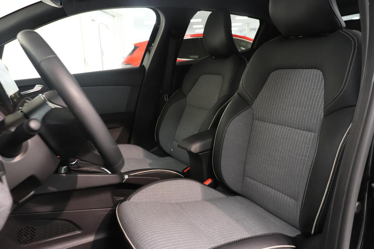 Renault CLIO 1.6 E-Tech Full Hybrid 145 techno | Navigatie | Camera | 17"Lichtmetaal | Smartphone intergratie | Key-less | LED koplampen | Climate control |