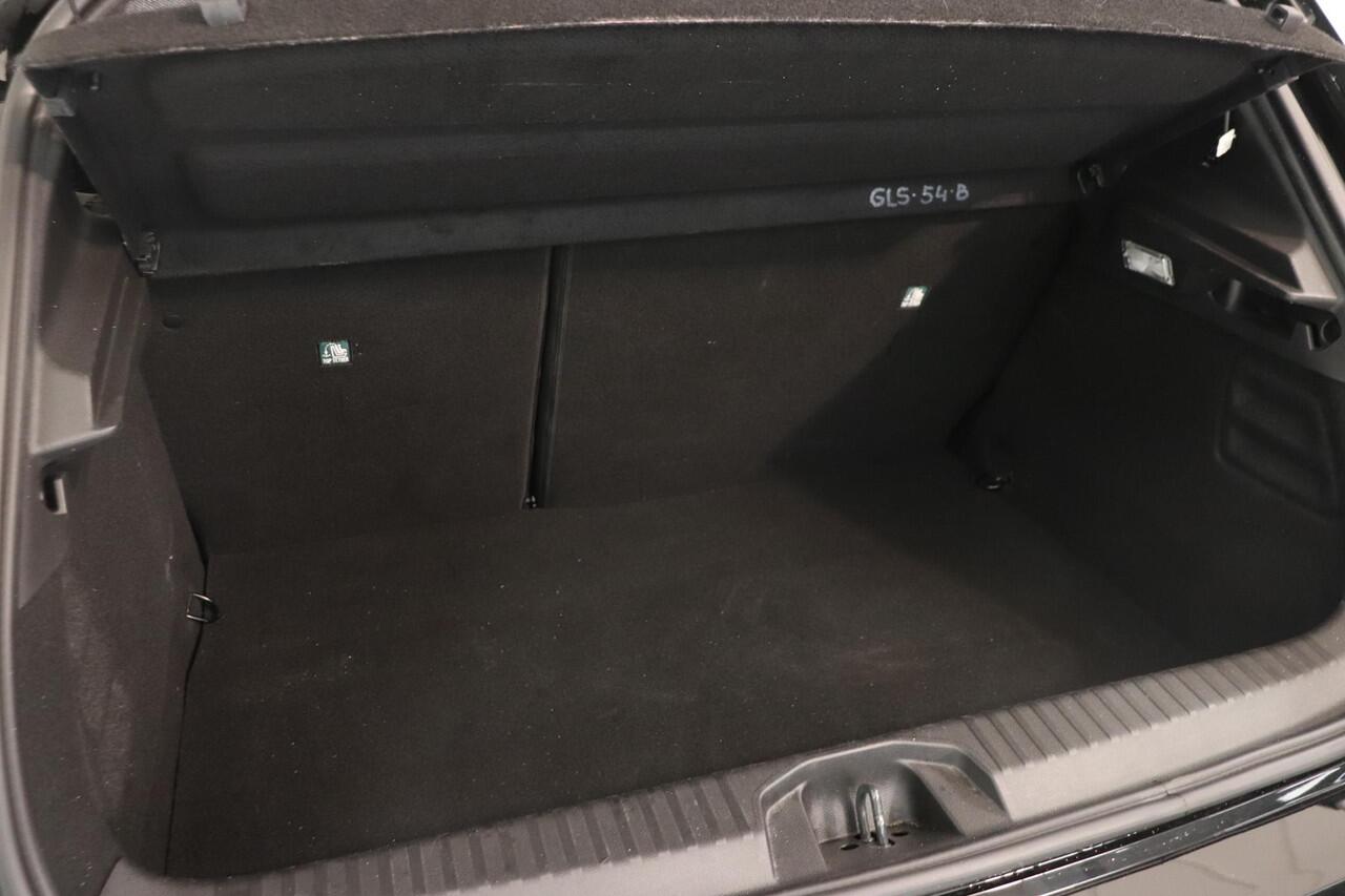 Renault CLIO 1.6 E-Tech Full Hybrid 145 techno | Navigatie | Camera | 17"Lichtmetaal | Smartphone intergratie | Key-less | LED koplampen | Climate control |