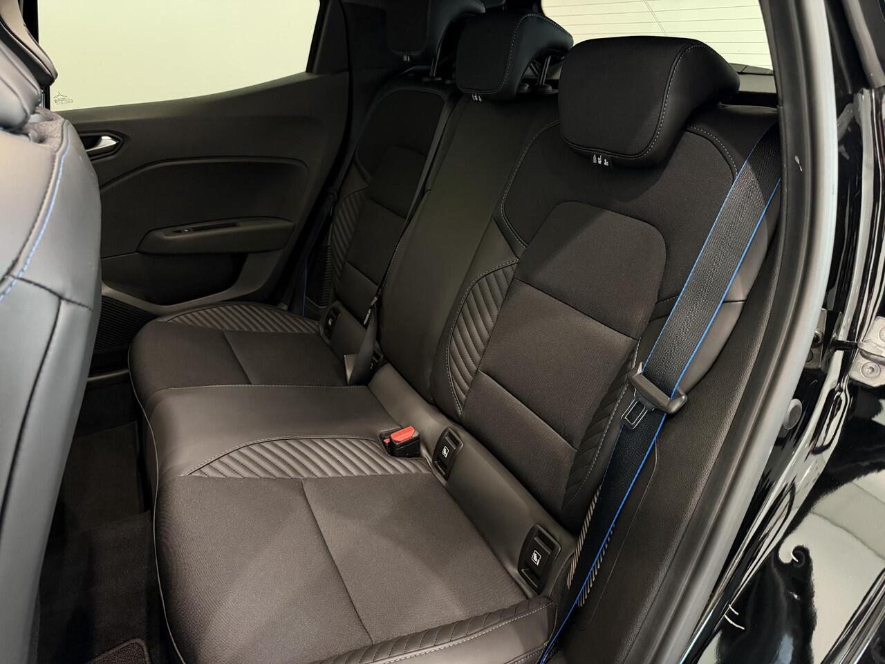 Renault CLIO 1.6 E-Tech Full Hybrid 145 Esprit Alpine | BOSE | 360° camera | Adaptieve Cruise Control | Apple Carplay/Android Auto