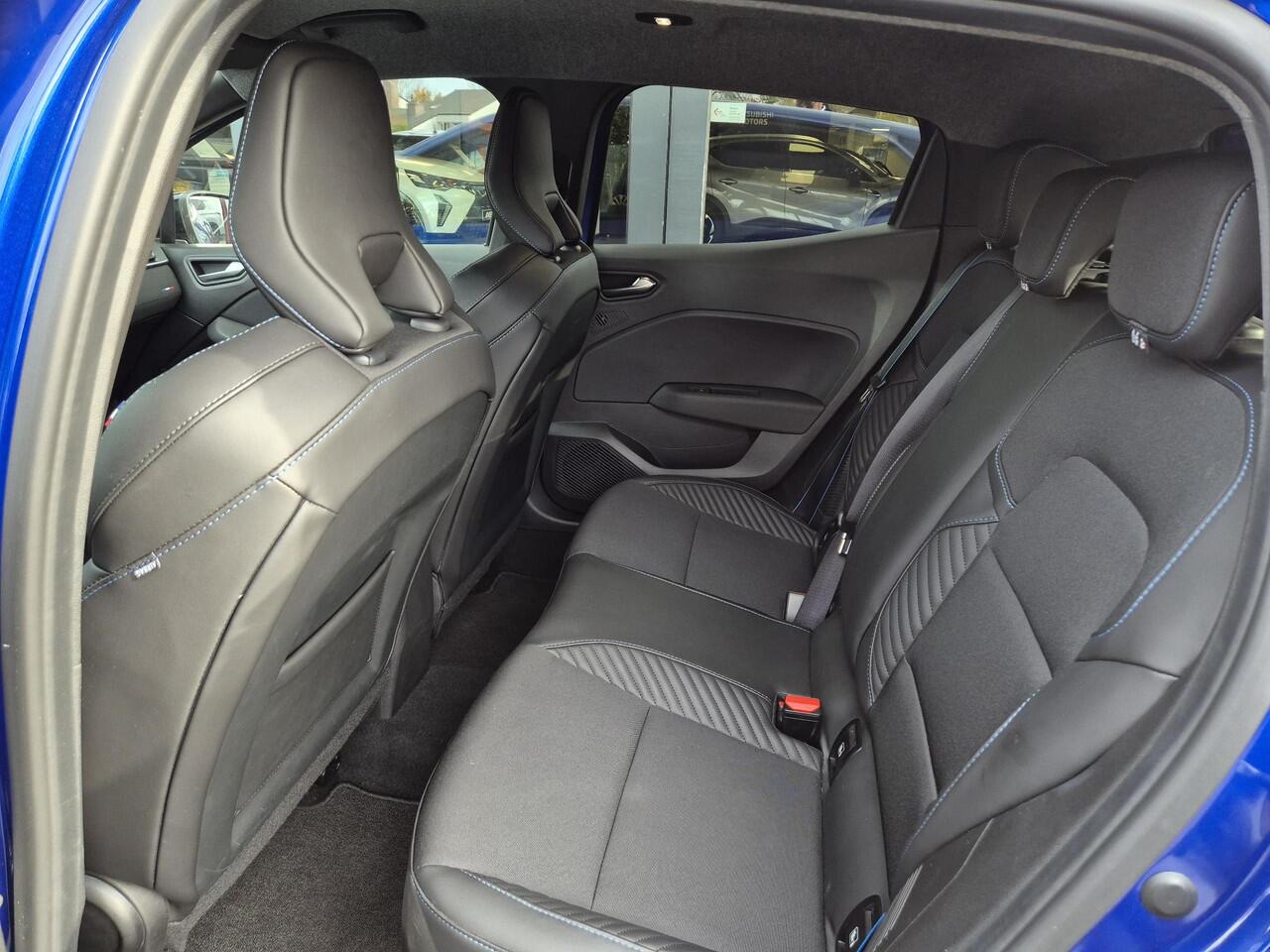 Renault CLIO 1.6 E-Tech Full Hybrid 145 esprit Alpine | BOSE Audio | Naviagatie | Apple Carplay / Android Auto |