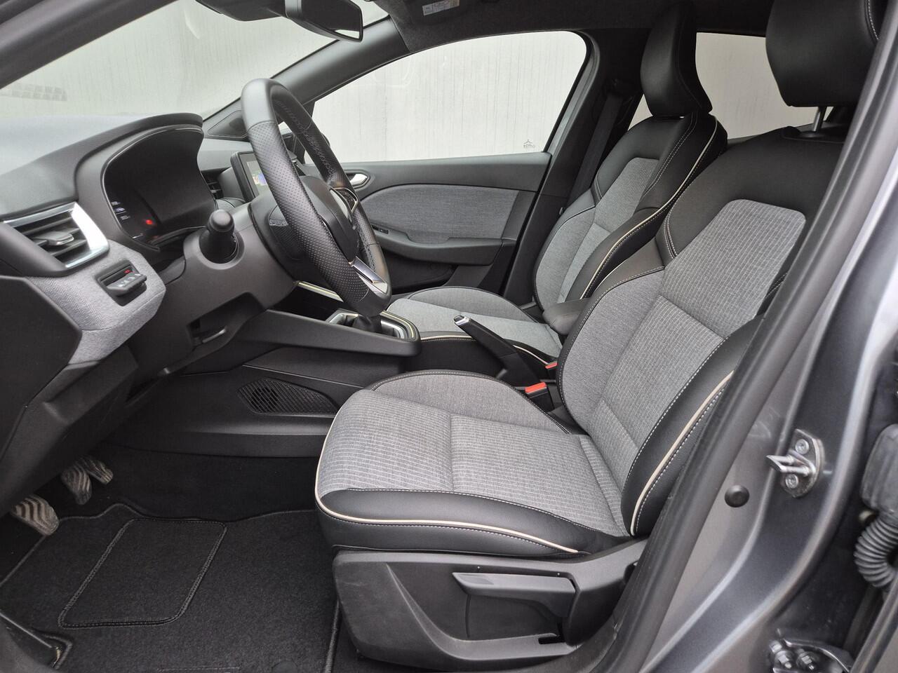 Renault CLIO 1.0 TCe 90 Techno Handgeschakeld / Pack winter / Navigatie via Apple Carplay of Android Auto / Achteruitrijcamera / Cruise control / Keyless Entry/Start / Parkeersensoren achter / Stuur en Stoel verwarming /