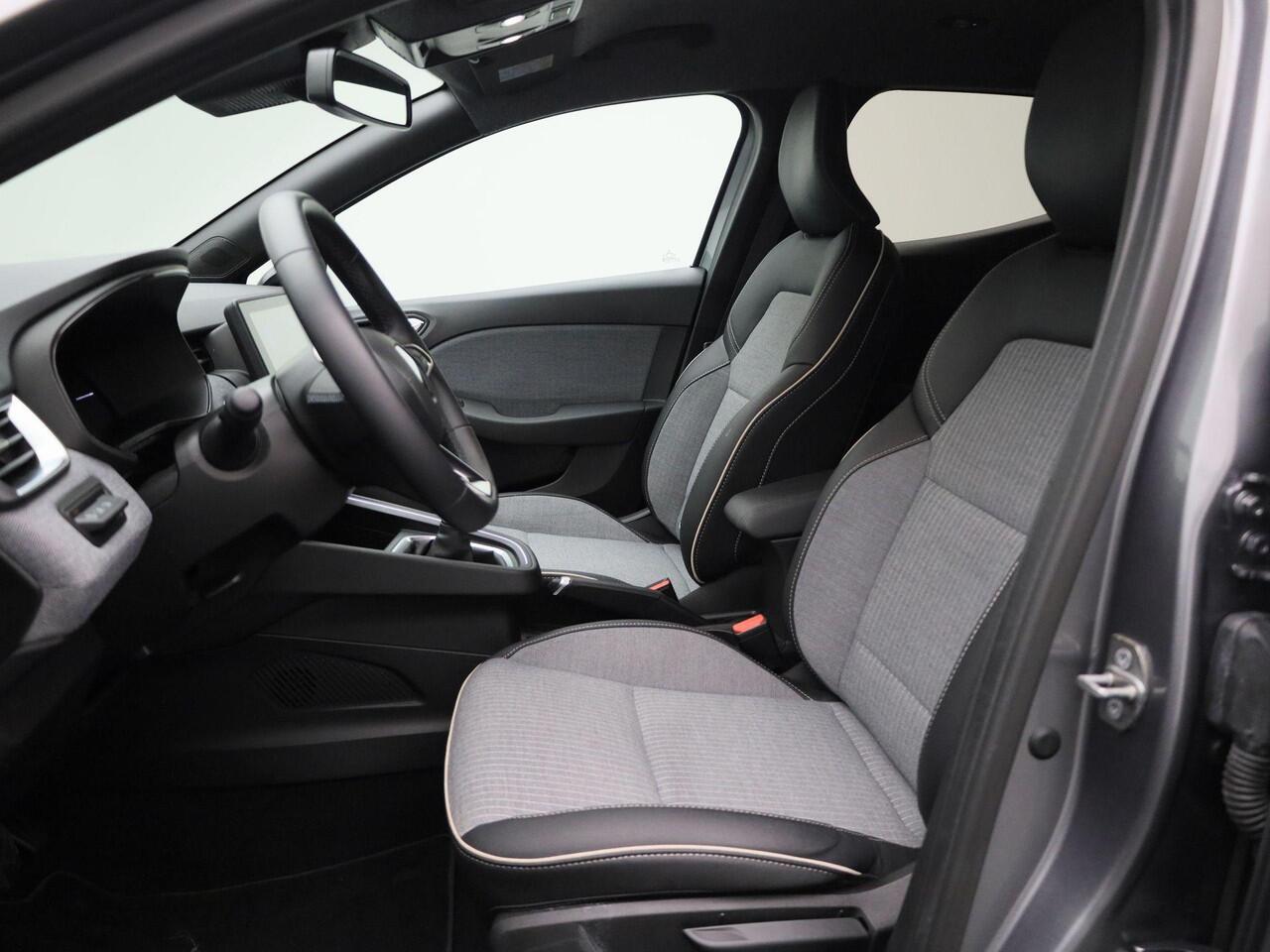 Renault CLIO 1.0 TCe 90PK GPF techno | Apple Carplay | Navigatie | Climate Control | Parkeersensoren | Camera | Keyless Entry | Cruise Control