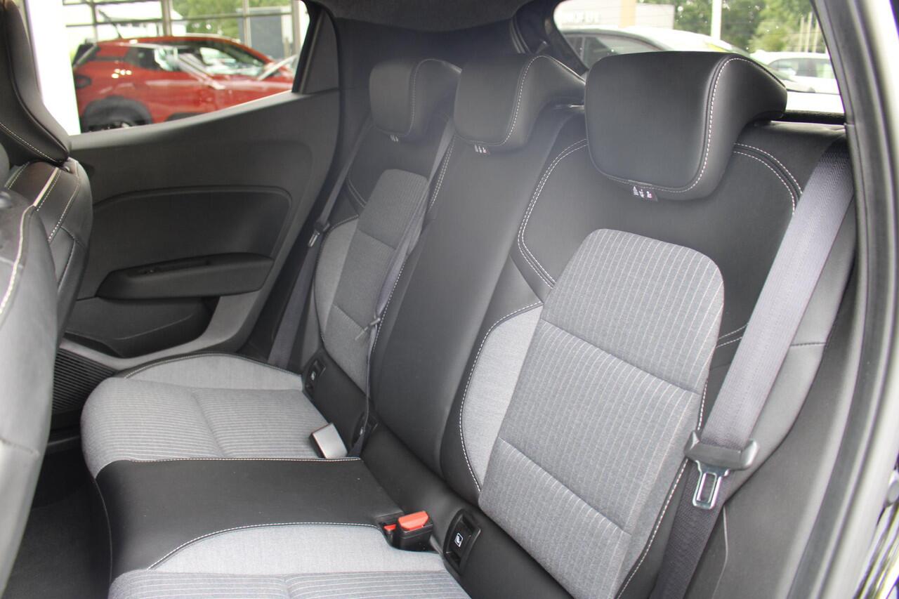 Renault CLIO 1.0 TCe 90 GPF techno | Achteruitrijcamera | Apple CarPlay / Android Auto | Climate Control | 17" LMV |