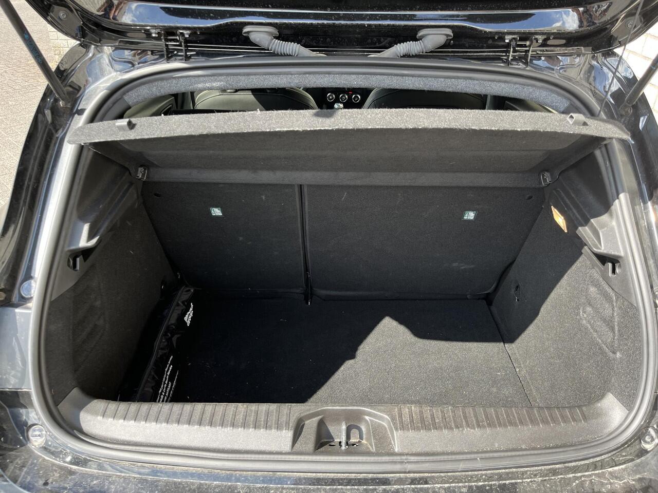 Renault CLIO 1.0 TCe 90 GPF Techno | Achteruitrijcamera | Apple CarPlay / Android Auto | Navigatie | Lichtmetalen velgen 17"