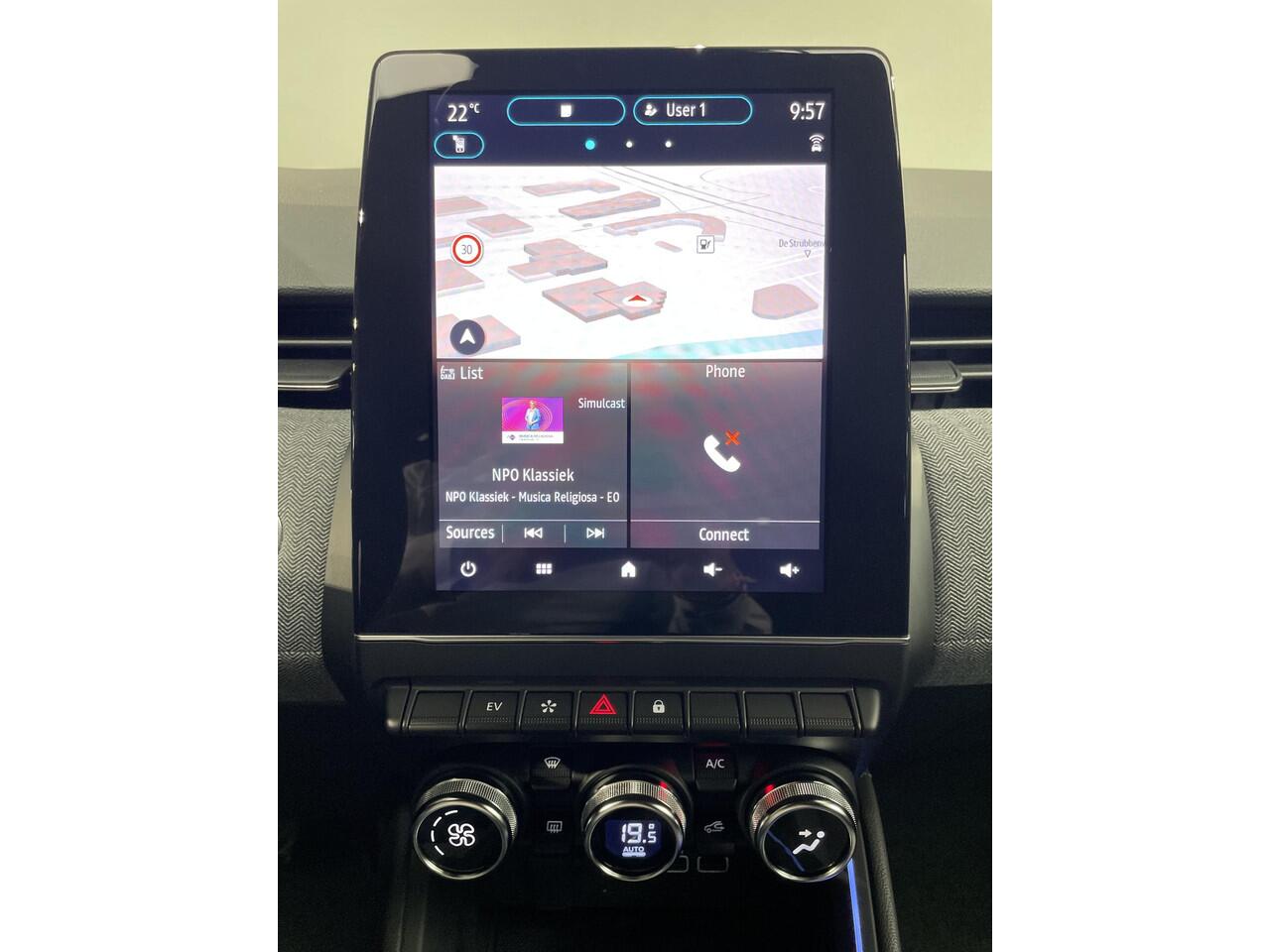 Renault CLIO 1.6 E-Tech Full Hybrid 145 techno | Achteruitrijcamera | Apple CarPlay / Android Auto | Cruise Control | 17" LMV |