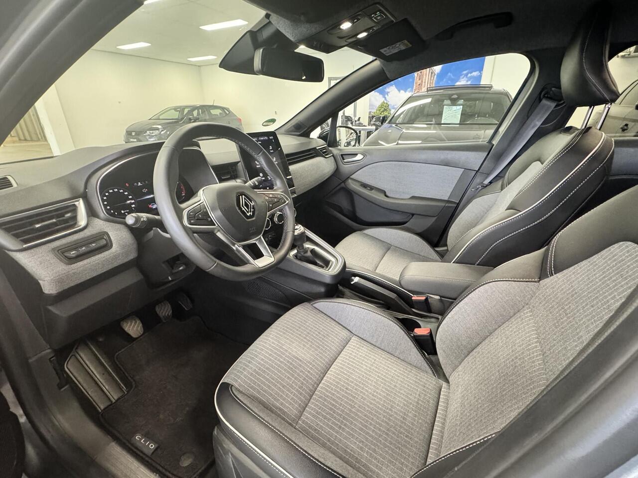 Renault CLIO 1.0 TCe 90 GPF techno | CAMERA | KEYLESS | APPLE CARPLAY & ANDROID AUTO | 17-INCH | NAVIGATIE