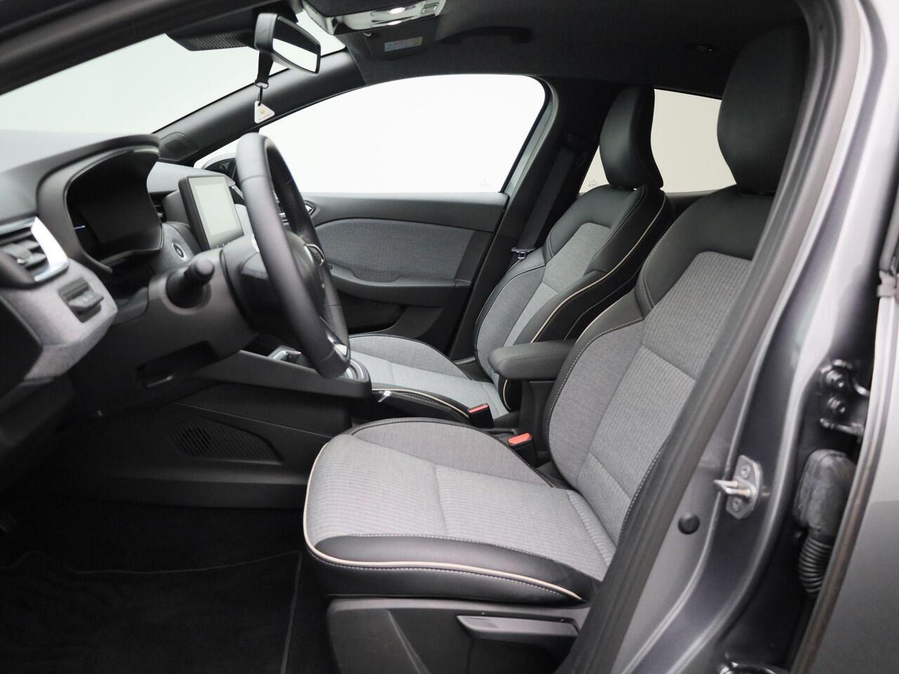 Renault CLIO 1.0 TCe GPF Techno 90PK | Navigatie | Half-Leder | Achteruitrijcamera | Climate Control | Keyless | Apple CarPlay & Android Auto