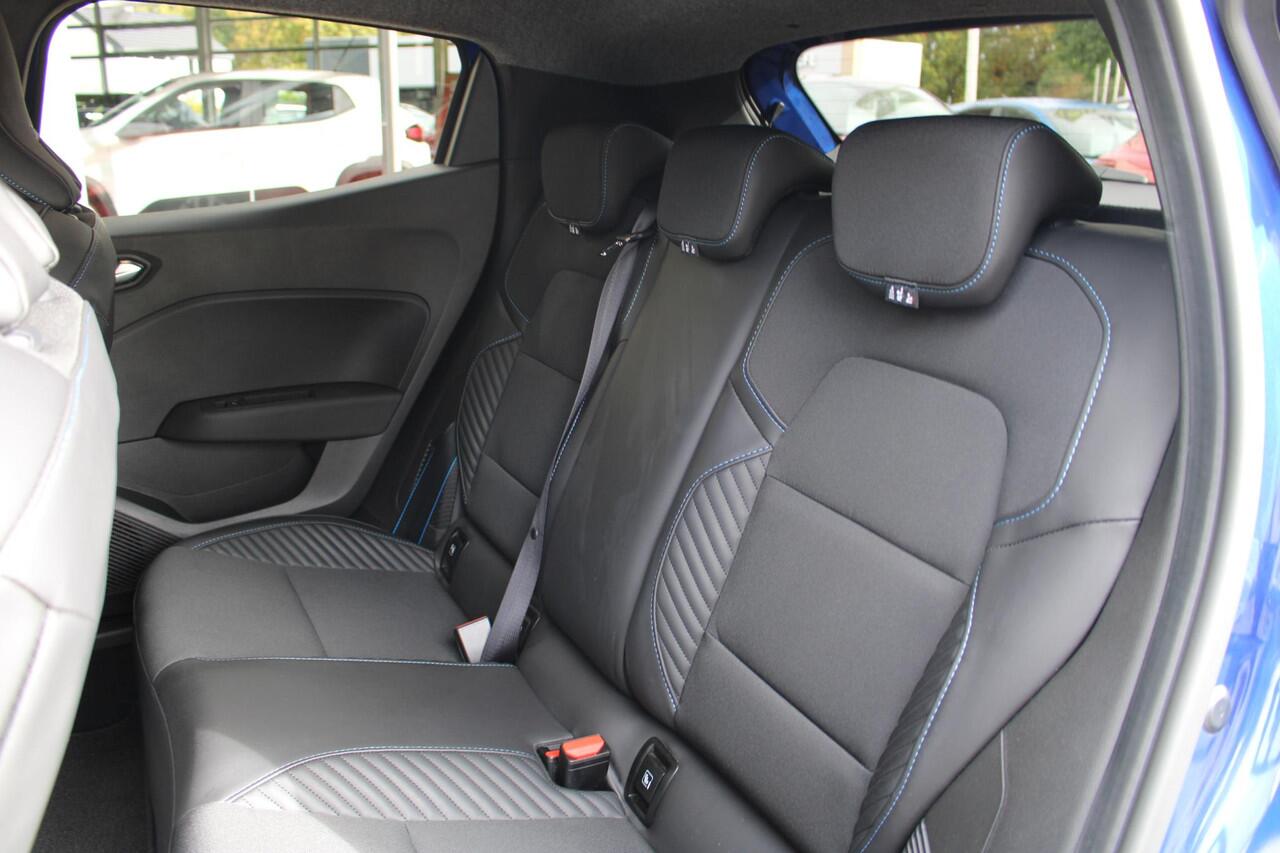 Renault CLIO 1.6 E-Tech Full Hybrid 145 esprit Alpine | Navigatie | 360 Camera | Cruise control | BOSE |