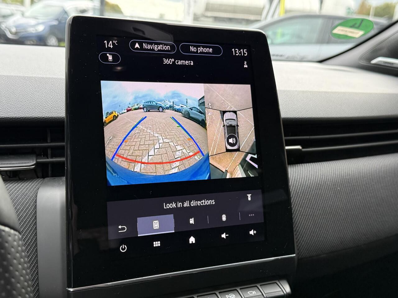 Renault CLIO 1.6 E-Tech Full Hybrid 145 esprit Alpine | 360 graden camera | Bose Audio | Cruise adaptief |