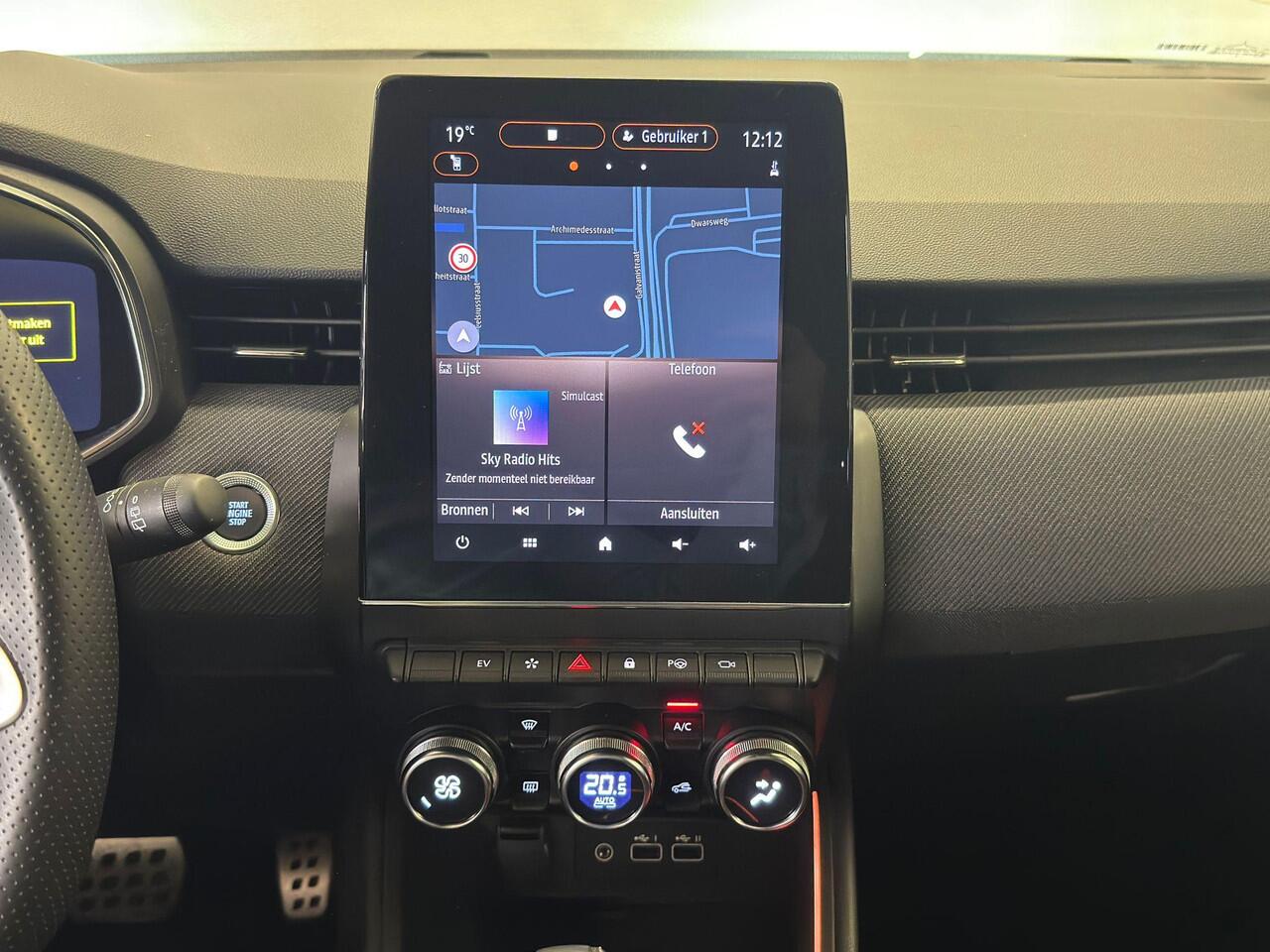 Renault CLIO 1.6 E-Tech Full Hybrid 145 Esprit Alpine | 360º Camera | BOSE Audio | Navigatie |