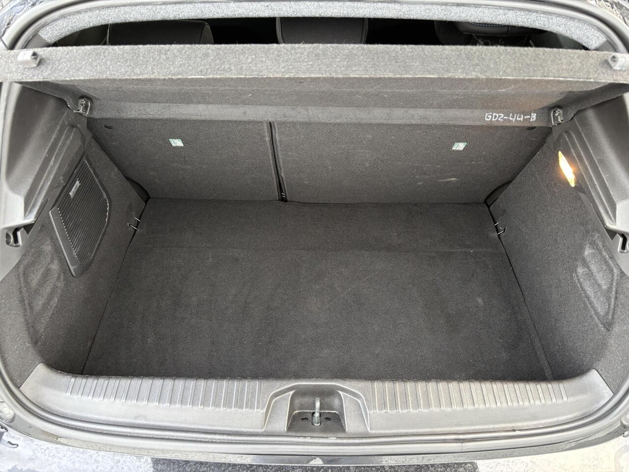 Renault CLIO 1.6 E-Tech Full Hybrid 145 esprit Alpine | Navigatie | Camera |