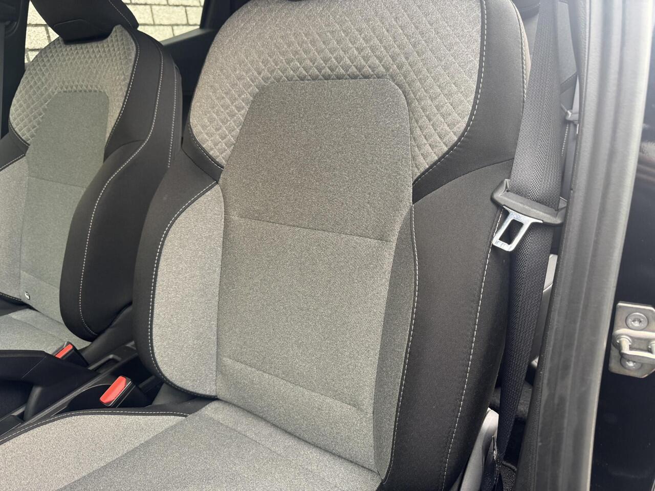 Renault CLIO 1.0 TCe 90 GPF Evolution | Achteruitrijcamera | Navigatie | Apple CarPlay / Android Auto | Cruise Control |