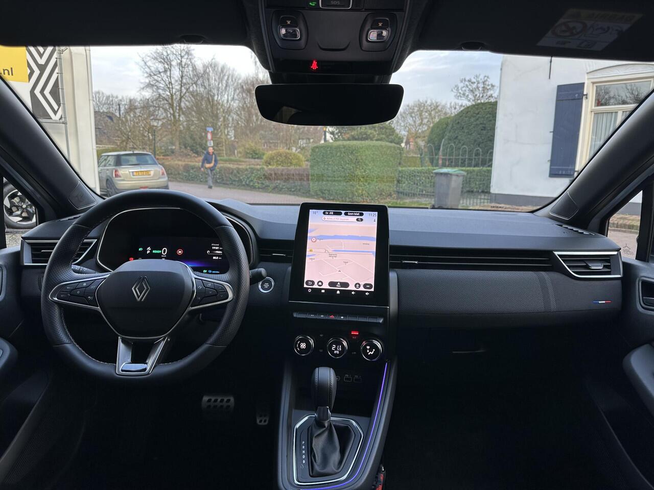 Renault CLIO V 1.6 E-Tech Full Hybrid 145 esprit Alpine | Dealeronderhouden | Lage kilometerstand!! | Sportieve esprit alpine uitvoering |