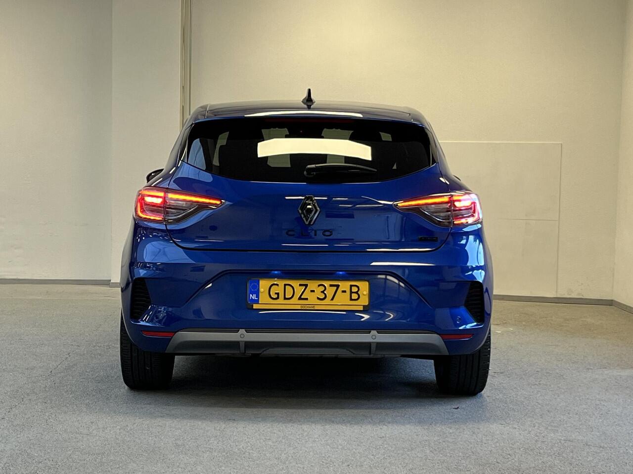 Renault CLIO 1.6 E-Tech Full Hybrid 145 esprit Alpine | 360º CAM | BOSE | 17" LMV |