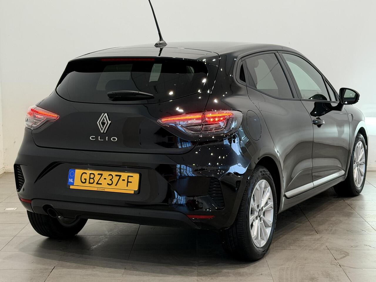 Renault CLIO 1.0 TCe 90 Evolution | Navigatie | Airco | Privacy Glass | Cruise Control | Lichtmetalen velgen 16" | Parkeersensoren en achteruitrijcamera