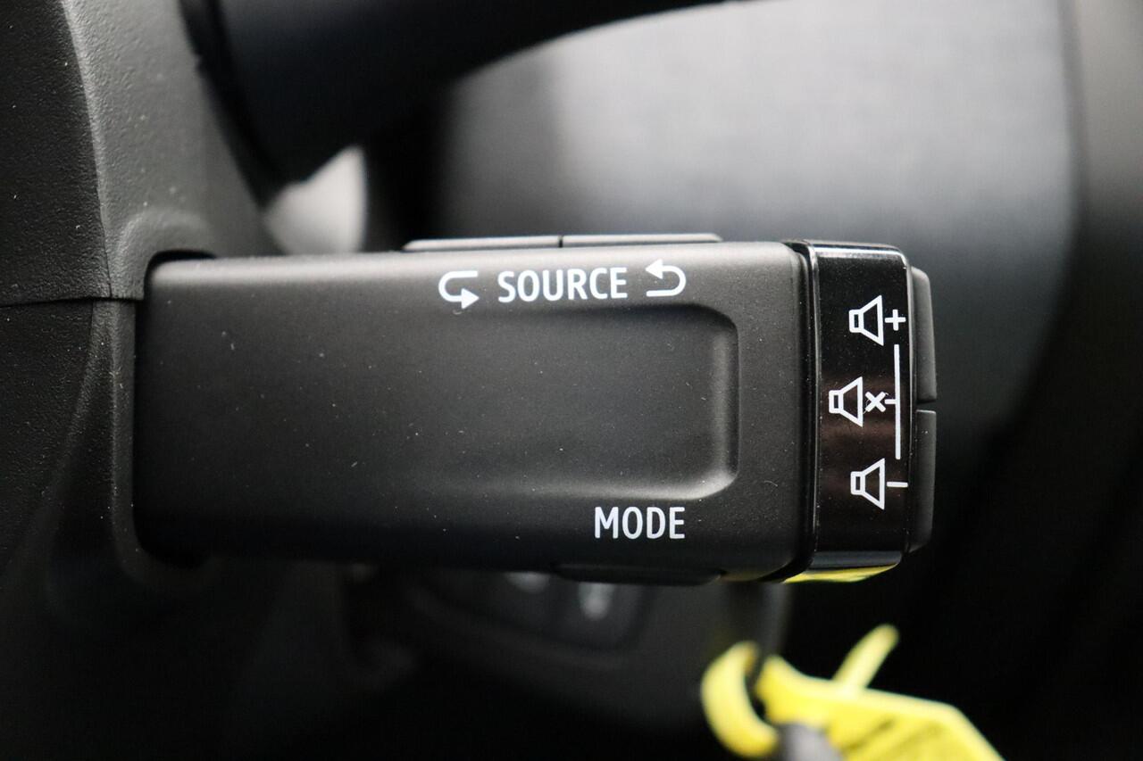 Renault CLIO TCe 90pk GPF Evolution | Navigatie | Achteruitrijcamera | Cruise control | Automatische verlichting en ruitenwisser |