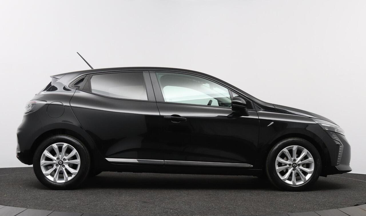 Renault CLIO 1.0 TCe 90 GPF evolution | Pack Look | Camera | Pack Navigation |