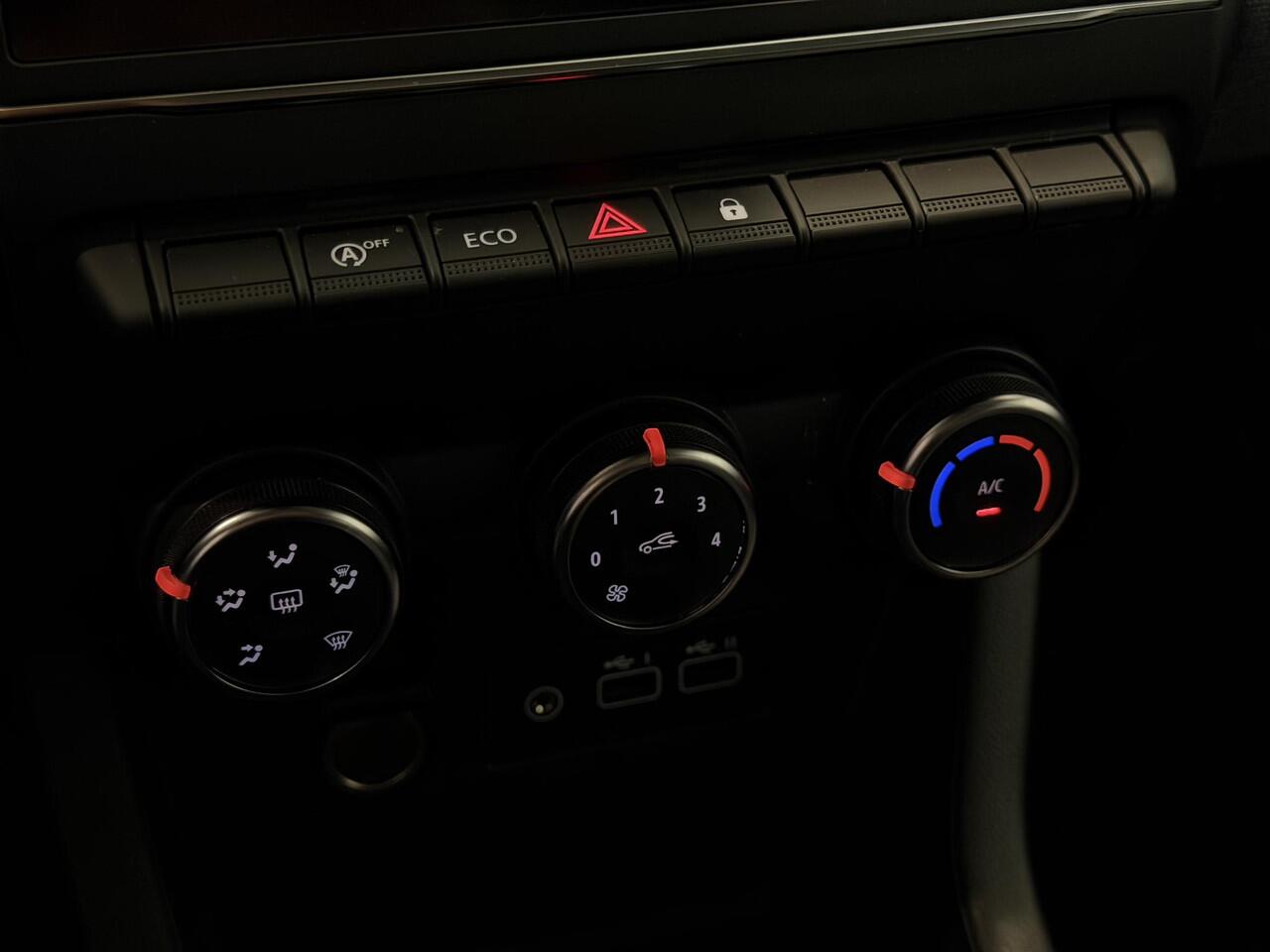 Renault CLIO 1.0 TCe 90 Evolution | Airco | Cruise Control | All season banden | Parkeersensoren achter | Apple Carplay/Android Auto