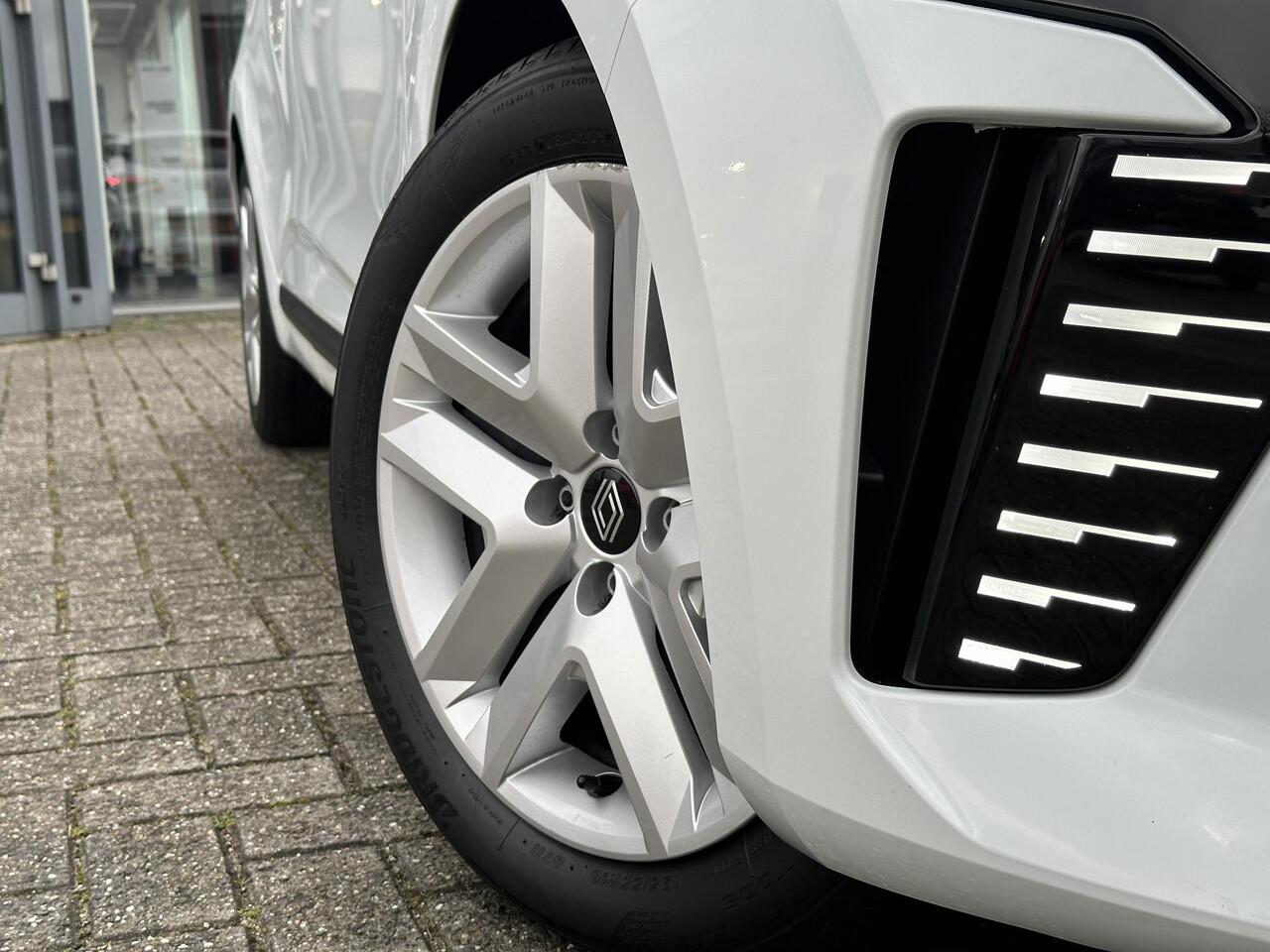 Renault CLIO TCe 90 Evolution | Origineel NL l EX-DEMO | BTW-Auto | Apple Carplay & Android Auto |