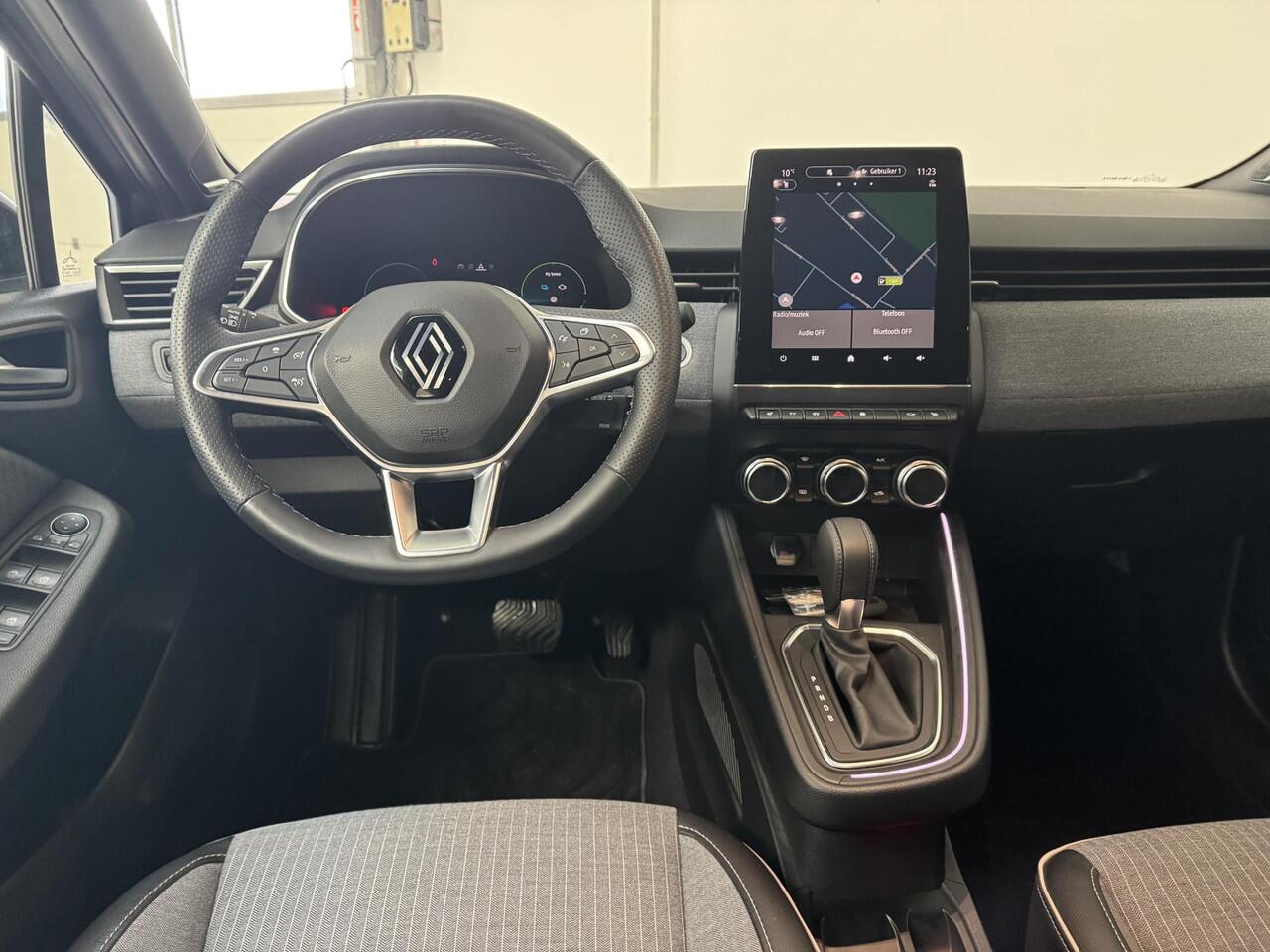 Renault CLIO 1.6 E-Tech Full Hybrid 145 Techno | Navigatie | 360° Camera | Cruise Control Adaptief | BOSE-Audiosysteem | Stoel + Stuurverwarming |