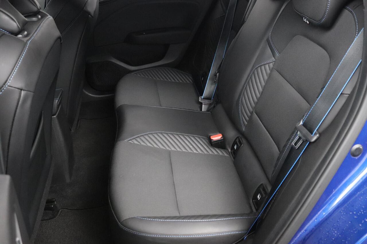 Renault CLIO 1.6 E-Tech Full Hybrid 145 esprit Alpine | Pack City | Bose Audio | 360 Camera |