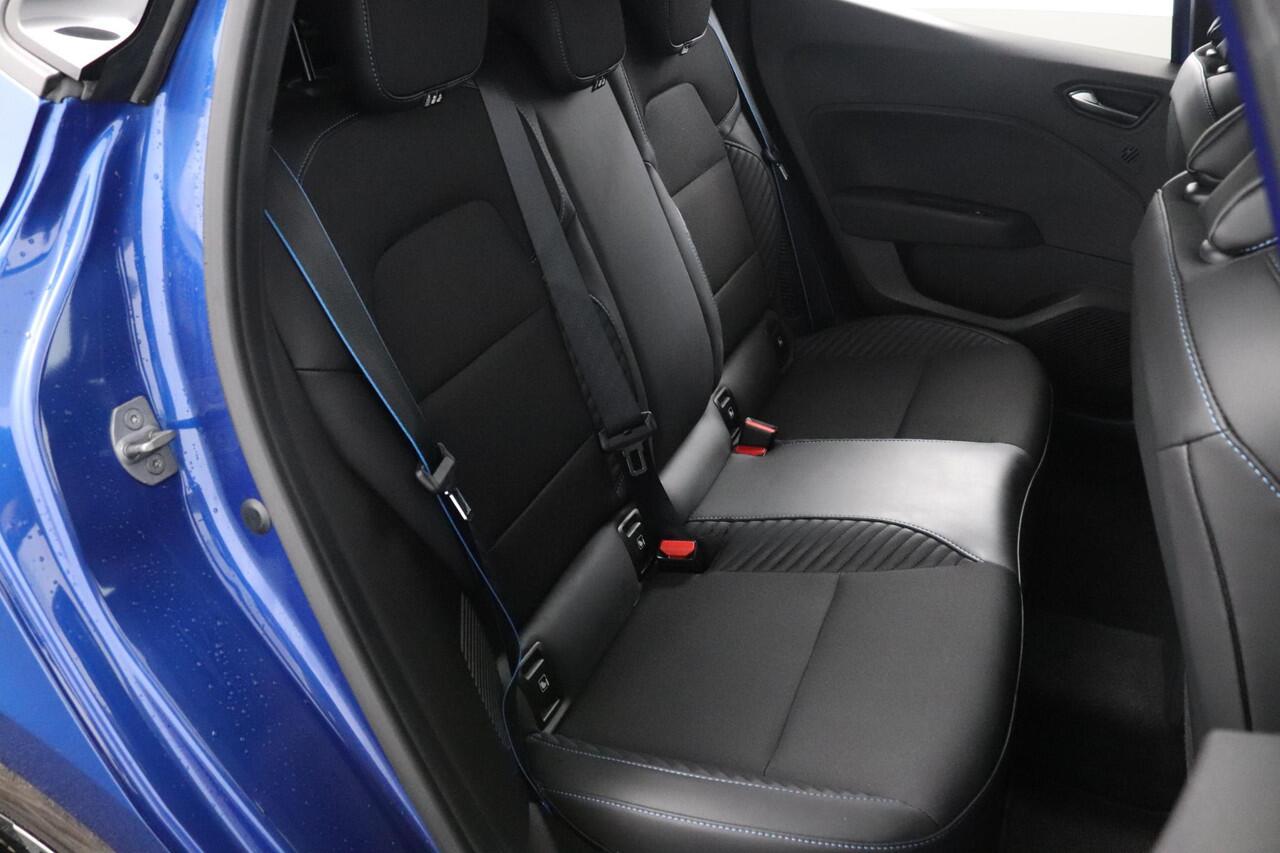 Renault CLIO 1.6 E-Tech Full Hybrid 145 esprit Alpine | Pack City | Bose Audio | 360 Camera |