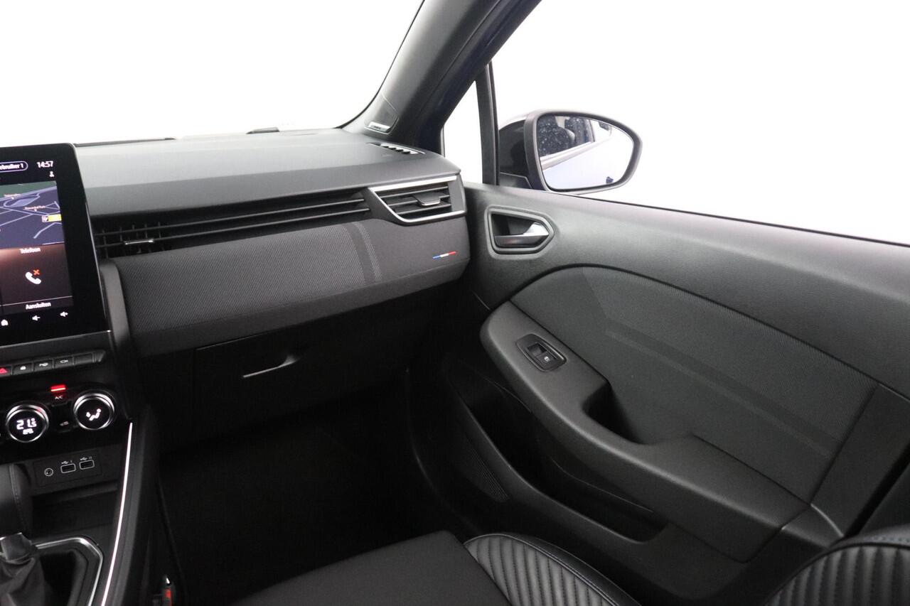 Renault CLIO 1.6 E-Tech Full Hybrid 145 esprit Alpine | Pack City | Bose Audio | 360 Camera |