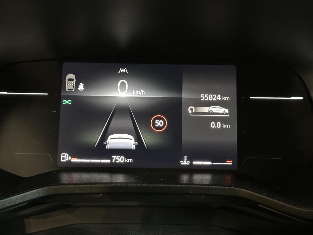 Renault CLIO 1.0 TCe 90 GPF evolution NAVIGATIE | ACHTERUITRIJCAMERA | PARKEERSENSOREN ACHTER | LICHTMETALEN VELGEN | ALL SEASON BANDEN