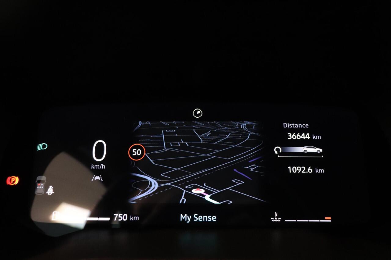 Renault CLIO 1.0 TCe 90 GPF esprit Alpine | BOSE audio | 360° Camera | 17"Lichtmetaal | Climate control | AppleCArplay AndroidAuto |