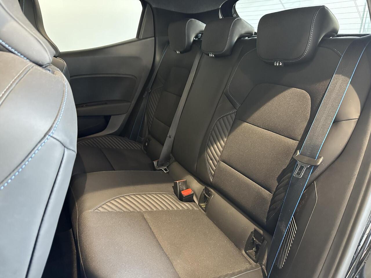 Renault CLIO 1.6 E-Tech Full Hybrid 145 esprit Alpine | BOSE AUDIOSYSTEEM | ACHTERUITRIJCAMERA | ADAPTIVE CRUISECONTROL | APPLE CARPLAY/ANDROID AUTO