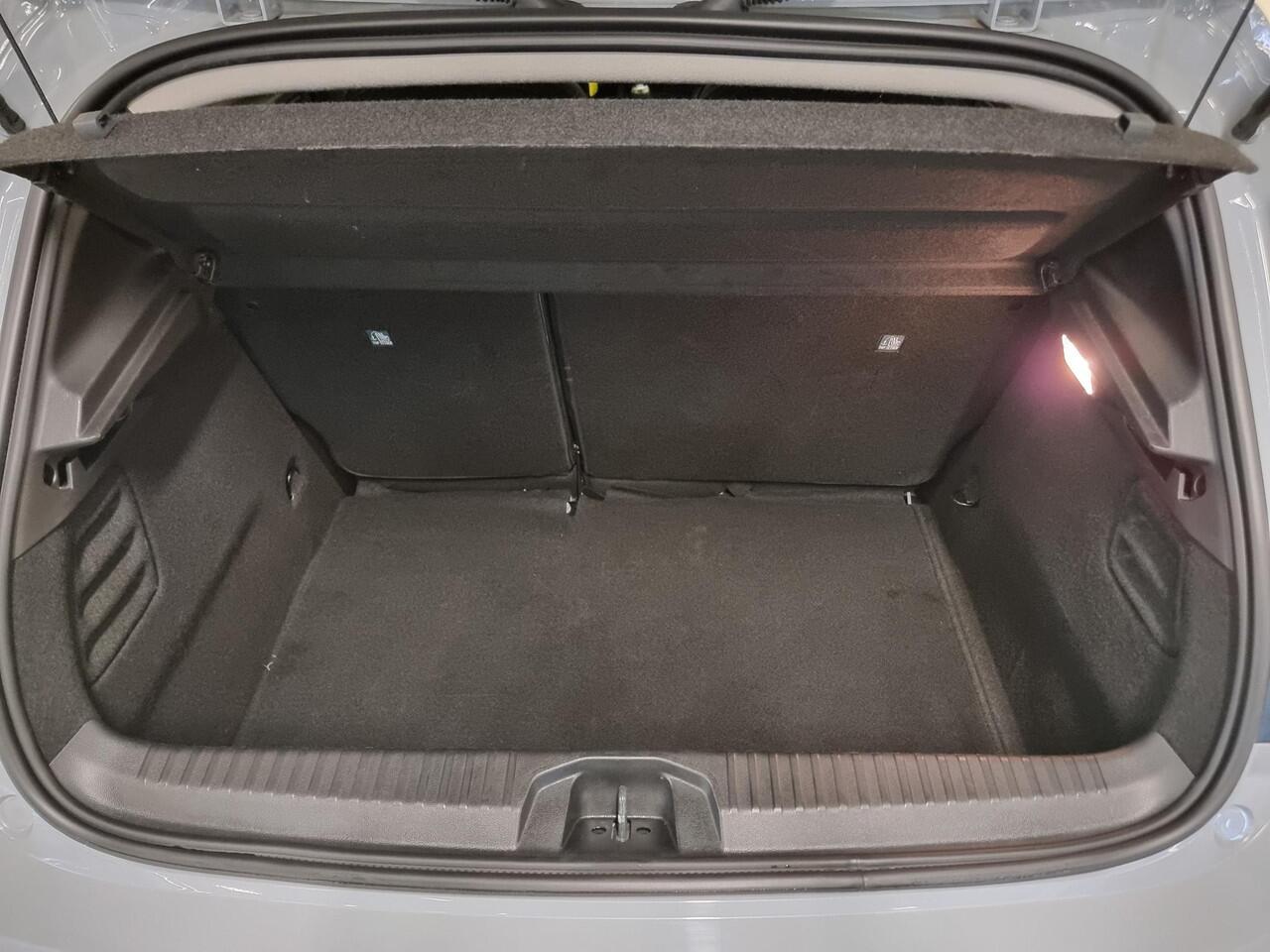 Renault CLIO 1.0 TCe 90 GPF evolution | Navigatie | Achteruitrijcamera | Licht Metalen Velgen |