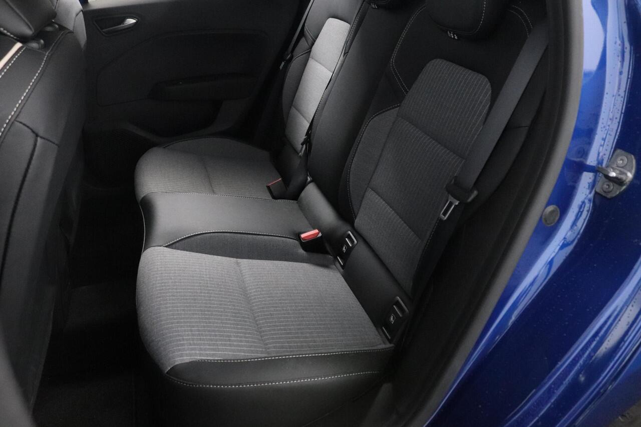 Renault CLIO 1.6 E-Tech Full Hybrid 145 techno | Pack Navigation | Pack Look | Carplay/Android Auto |