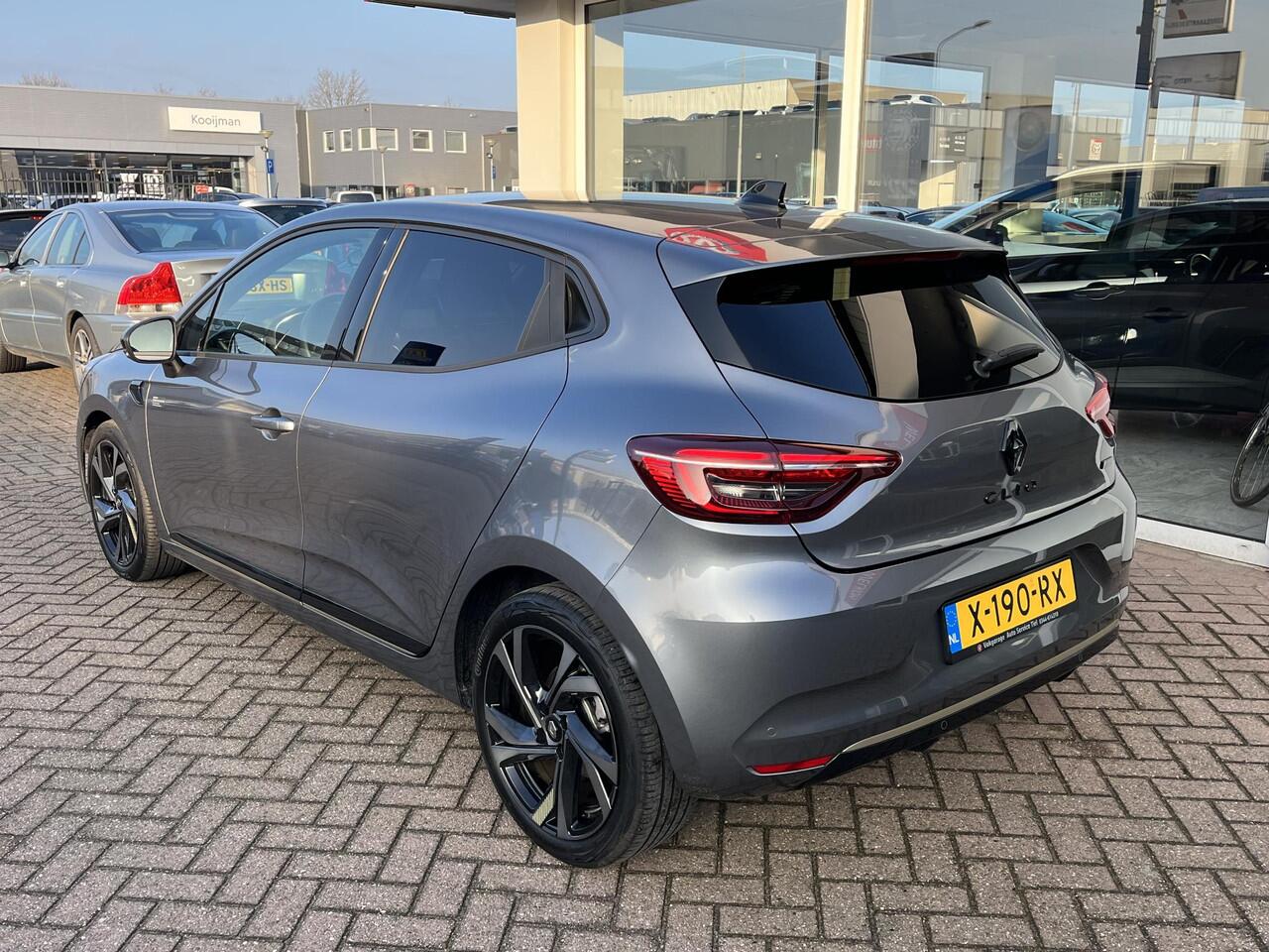Renault CLIO 1.6 E-Tech Hybrid 145 E-Tech Engineered Schitterende Clio 1.6 Hybrid incl: ApplCarPlay/AndroidAuto. Climate control, Cruise control, Led verlichting, LM velgen