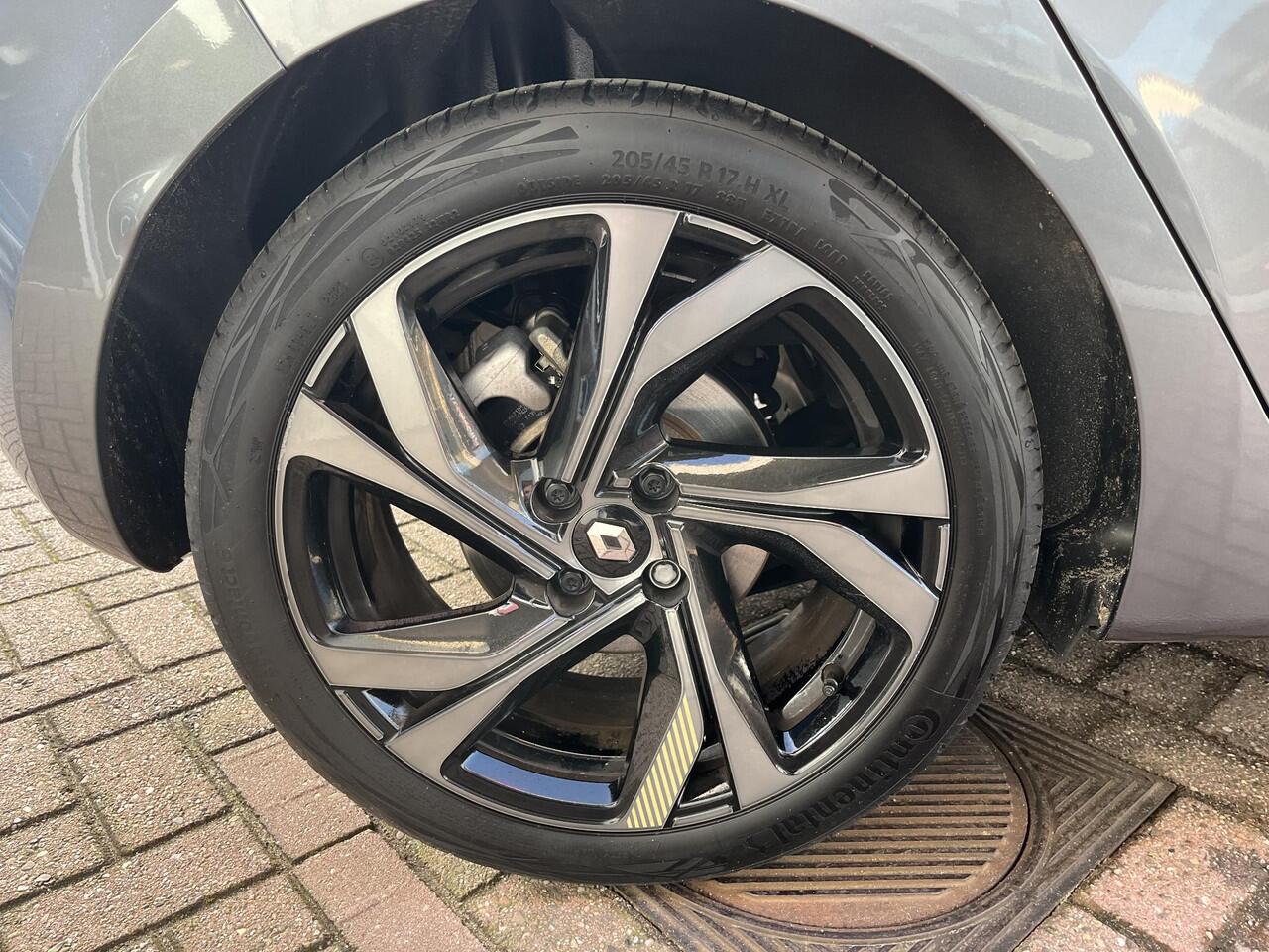 Renault CLIO 1.6 E-Tech Hybrid 145 E-Tech Engineered Schitterende Clio 1.6 Hybrid incl: ApplCarPlay/AndroidAuto. Climate control, Cruise control, Led verlichting, LM velgen