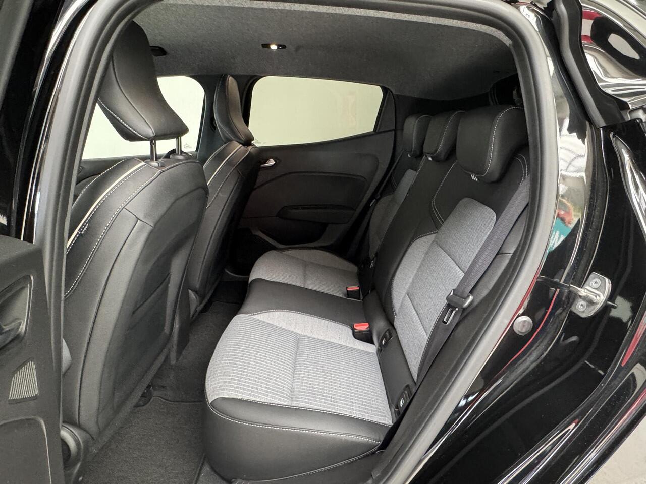 Renault CLIO 1.0 TCe 90 GPF Techno | All-Season banden | Achteruitrijcamera | Apple CarPlay / Android Auto | Navigatie |