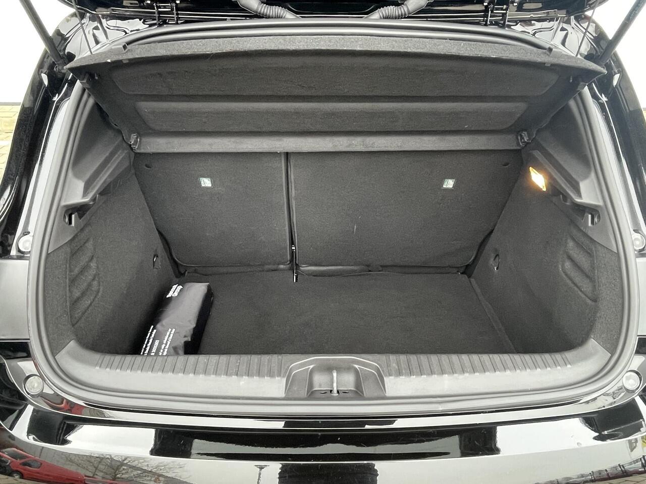 Renault CLIO 1.0 TCe 90 GPF techno | Groot Navigatie | 17" Lichtmetalen velgen |