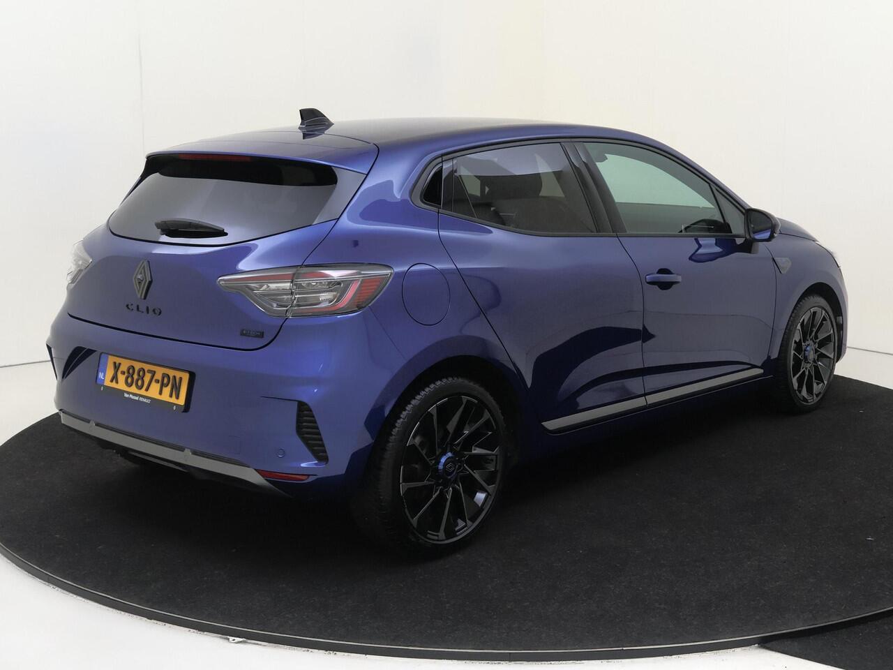 Renault CLIO 1.6 E-Tech Full Hybrid 145 esprit Alpine | Pack City Premium | Pack Premium Sound BOSE | Apple Carplay/Android | cruise control adaptief met Stop&Go en stuurhulp | dodehoek detectie | electronic climate control | lederen interieurdelen | lederen/stof bekl