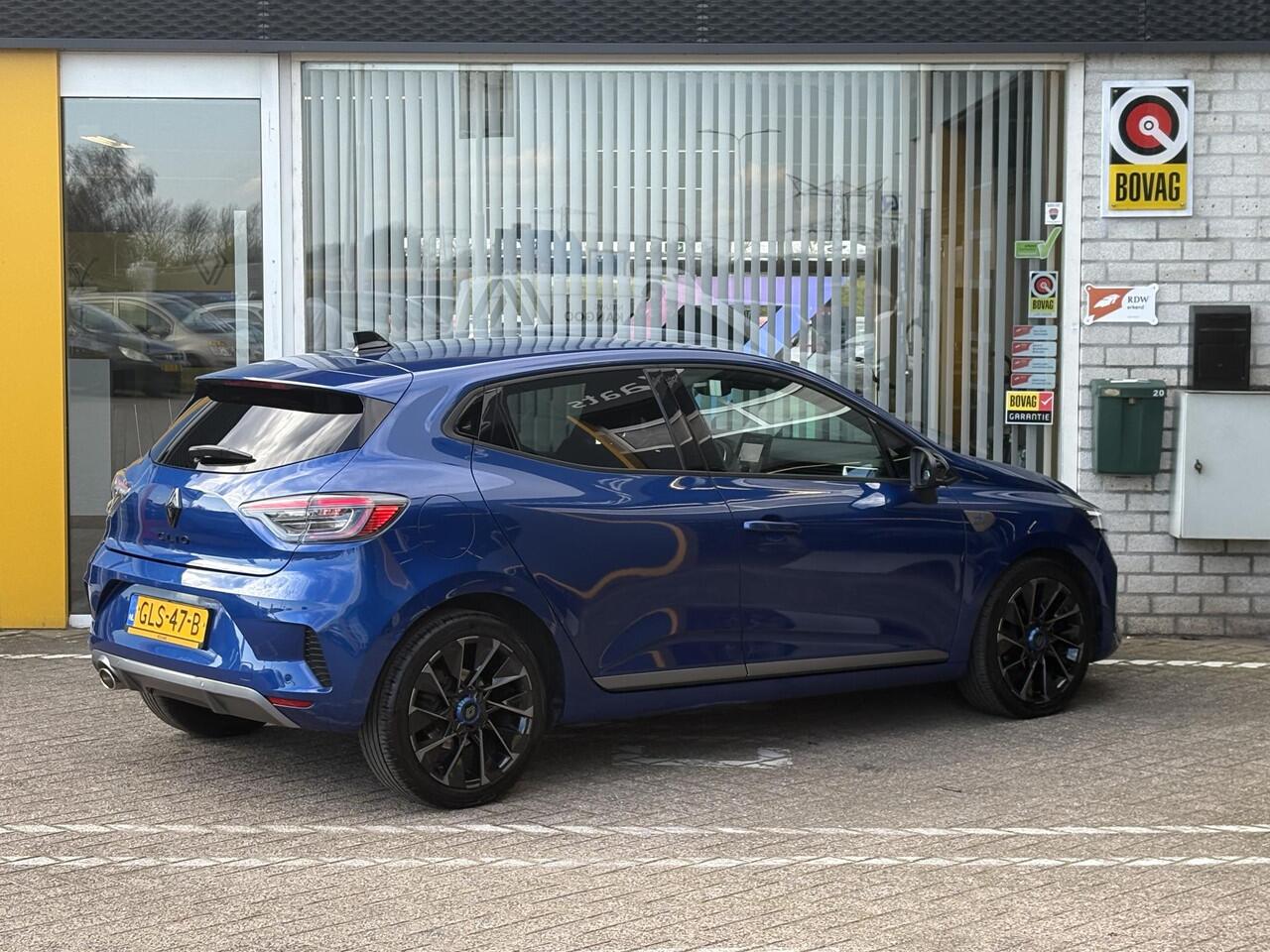Renault CLIO 1.0 TCe 90 GPF esprit Alpine | NAP | 360 graden camera | Bose Audio | Navigatie | Park assist|
