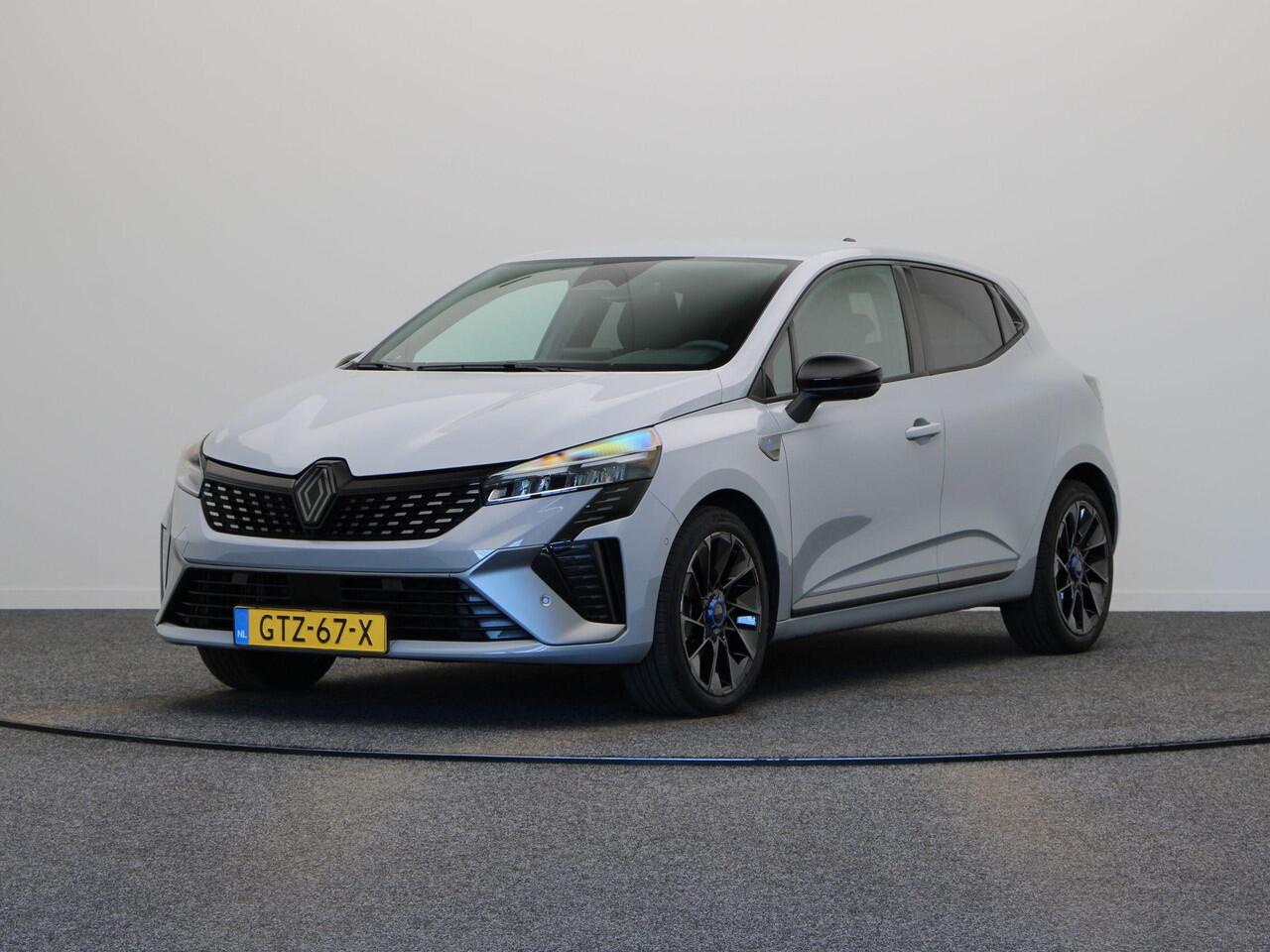 Renault CLIO TCe 90pk esprit Alpine | BOSE | Stoel- en stuurwielverwarming | 360 graden camera |
